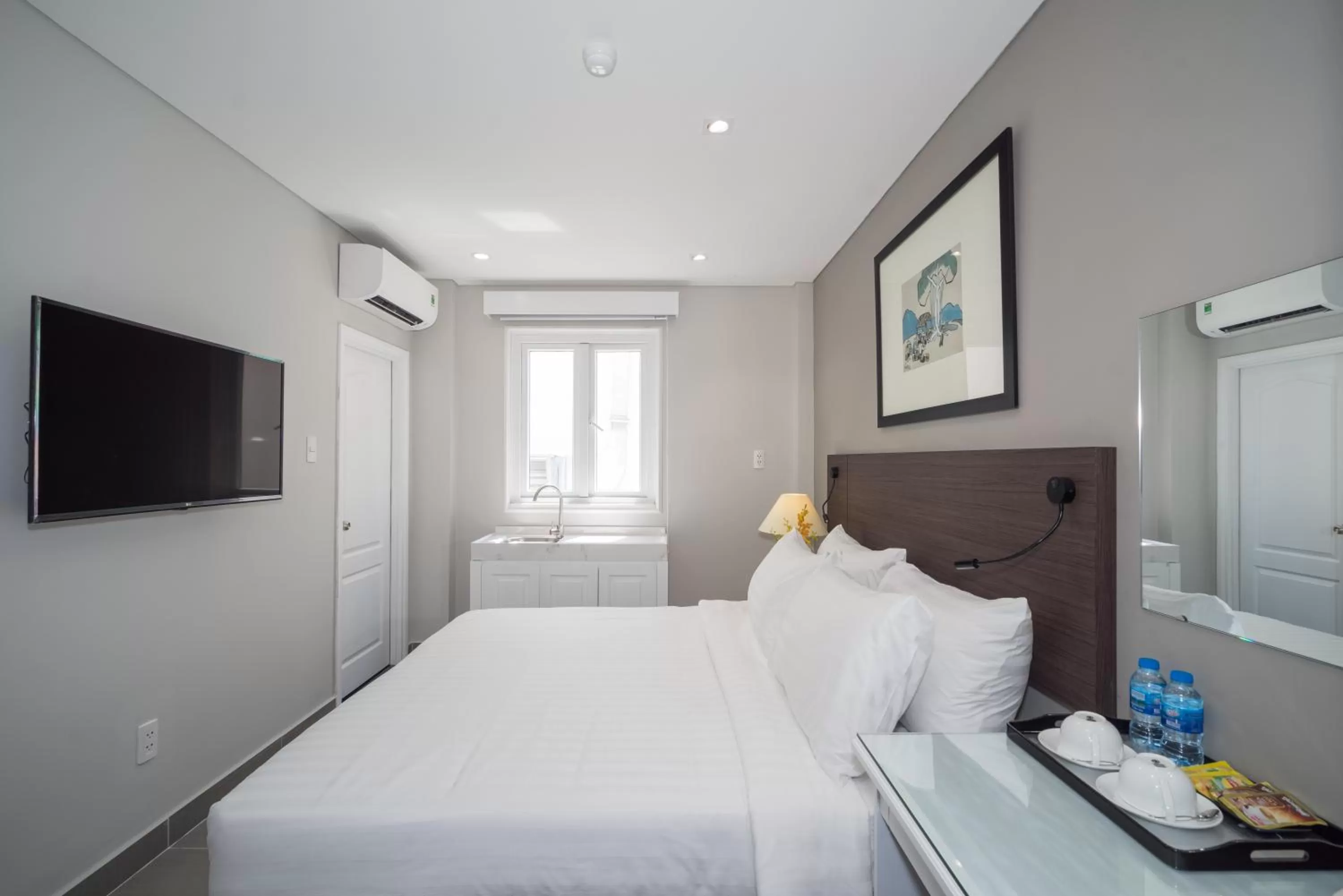 Photo of the whole room, Bed in Park Hill Hotel - Phu My Hung