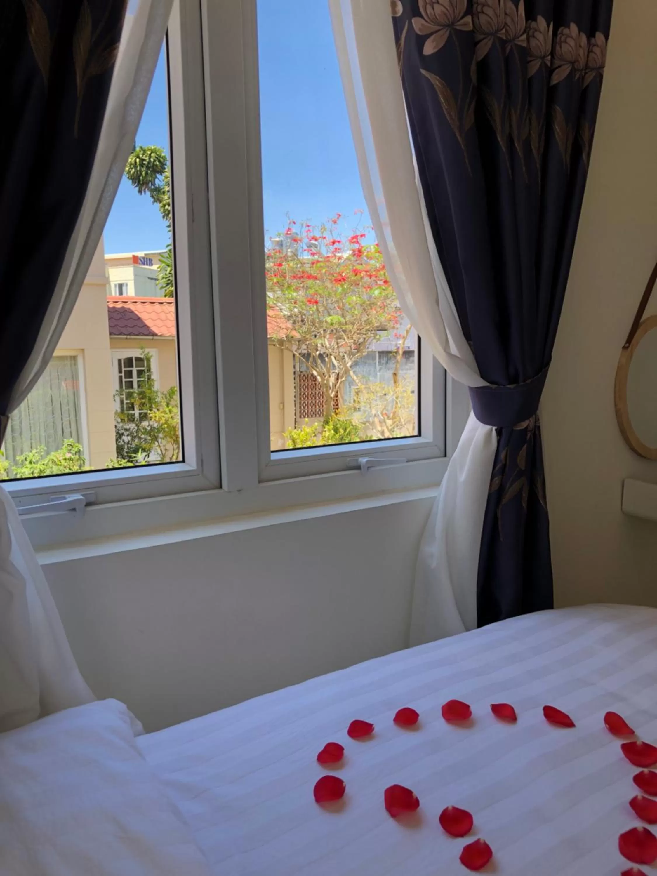 Deluxe Double Room in Villa - Hotel Nam Khang 2 Dalat