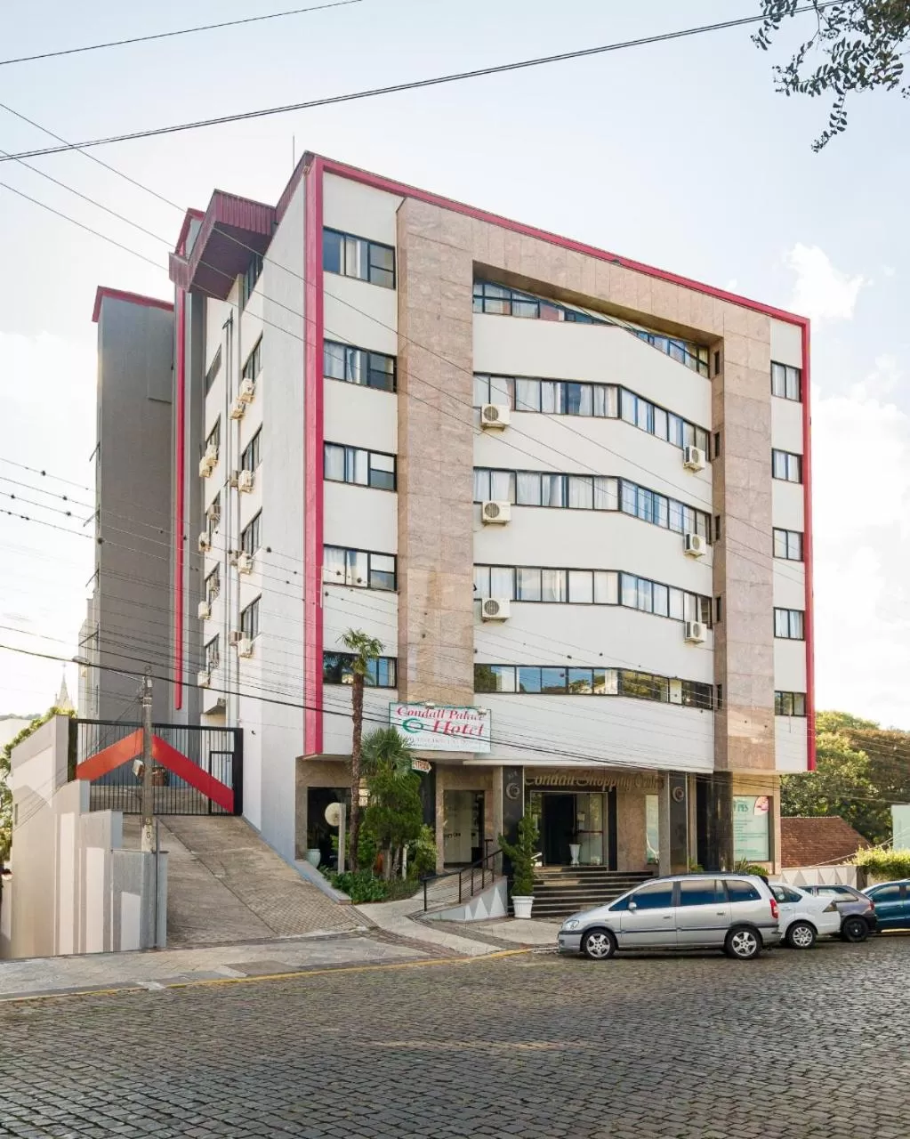 Property building in Condall Palace Hotel