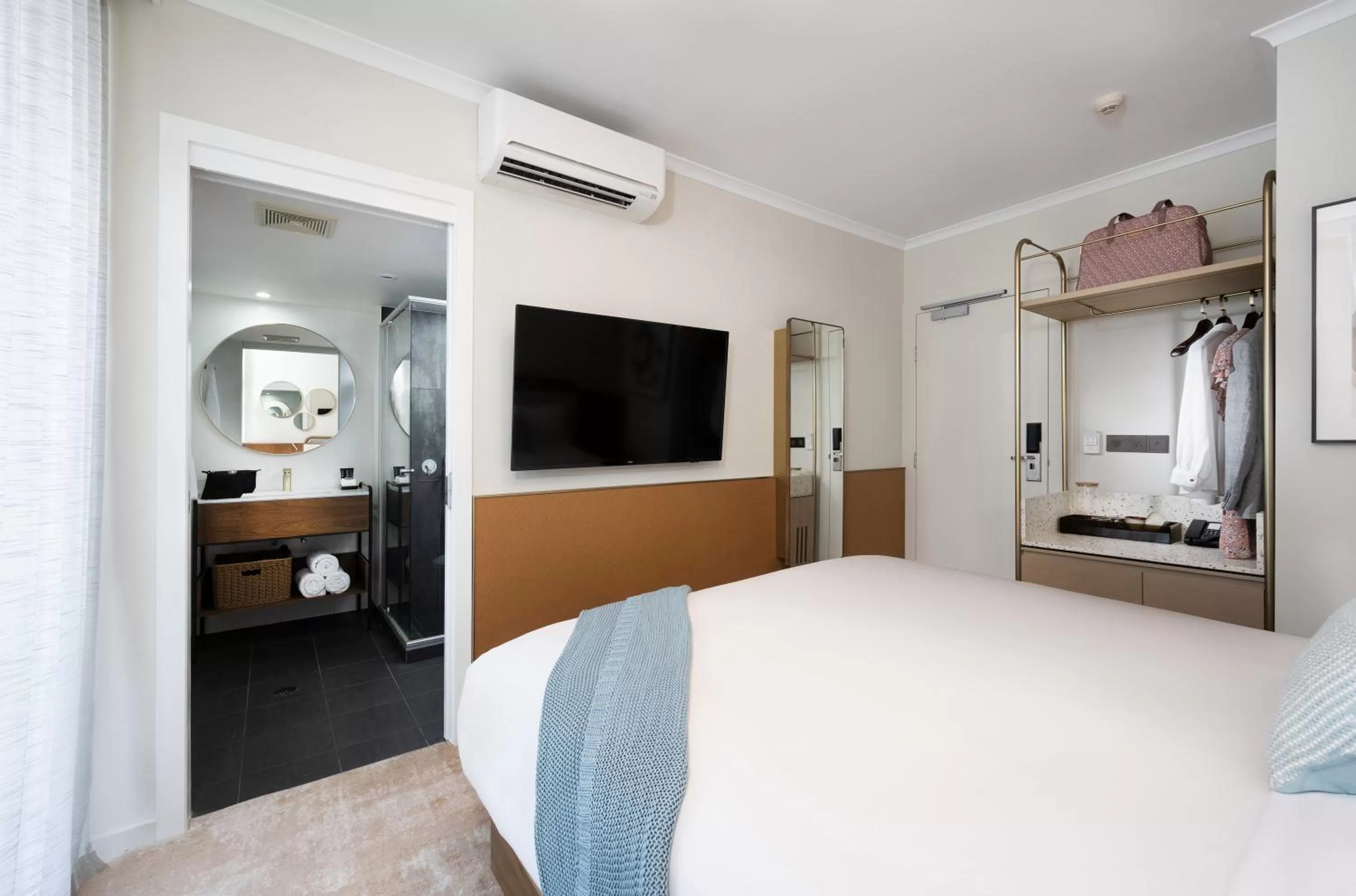 Bed in Mantra Terrace Brisbane