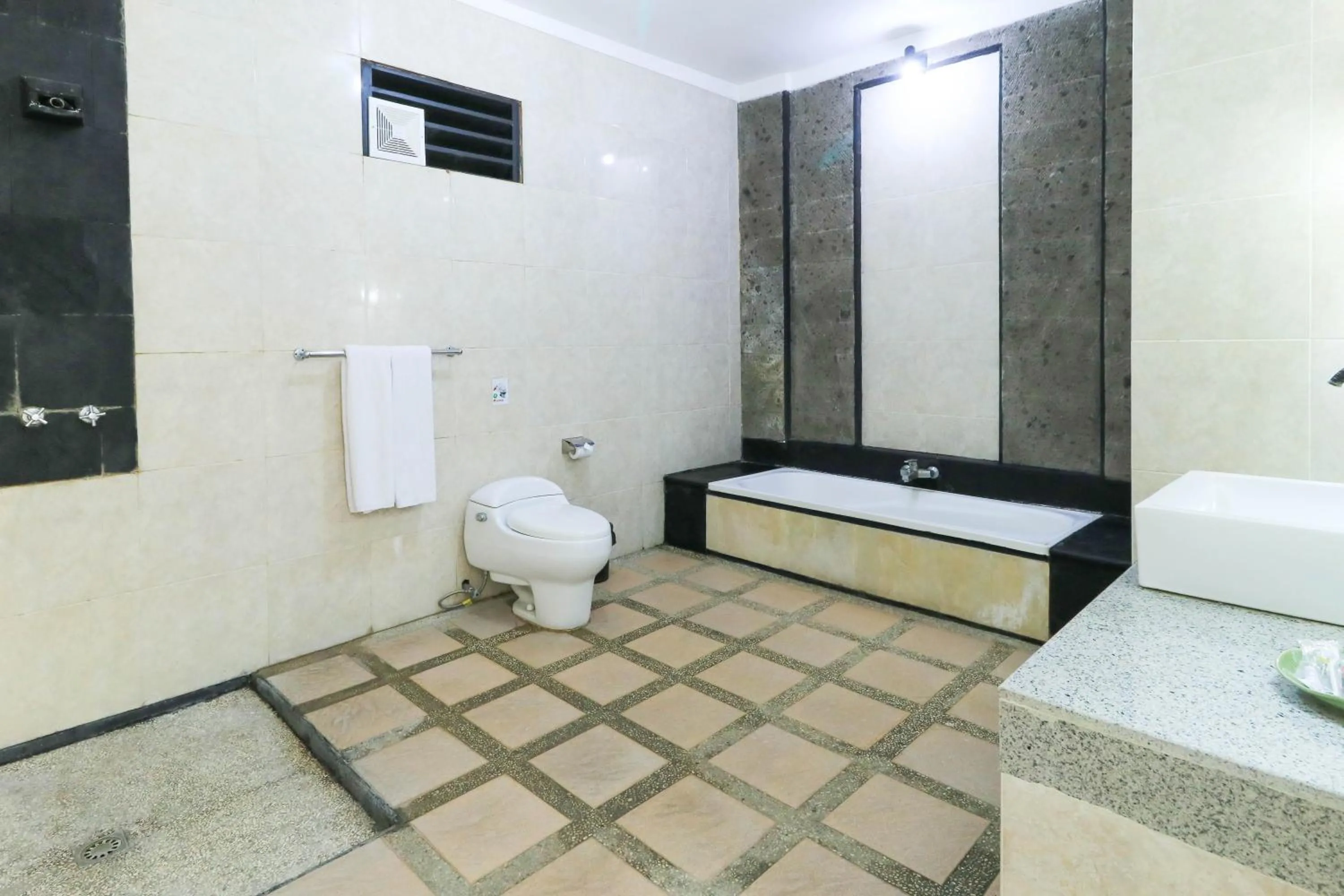 Bathroom, Bed in Bali Merita Villa