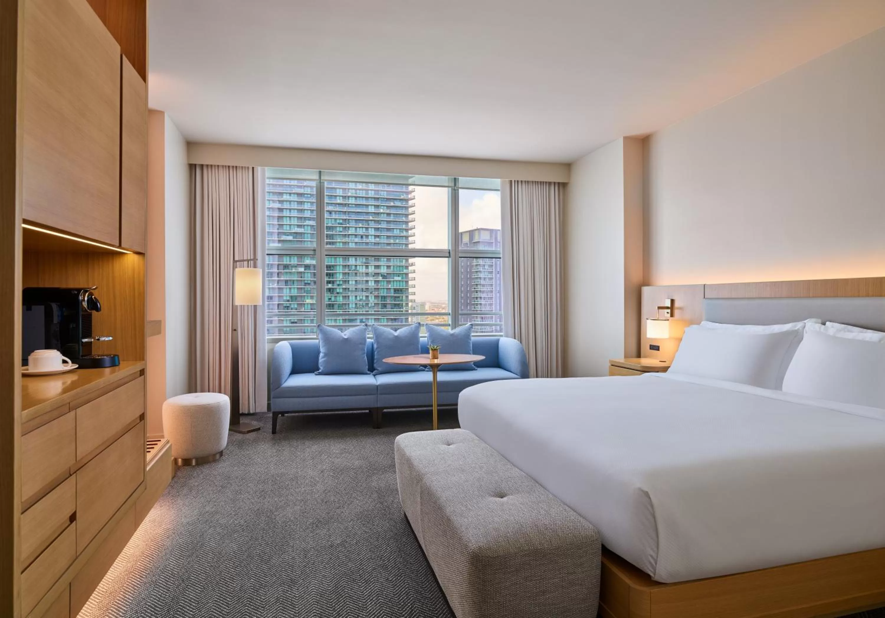 Photo of the whole room, Bed in Hotel AKA Brickell