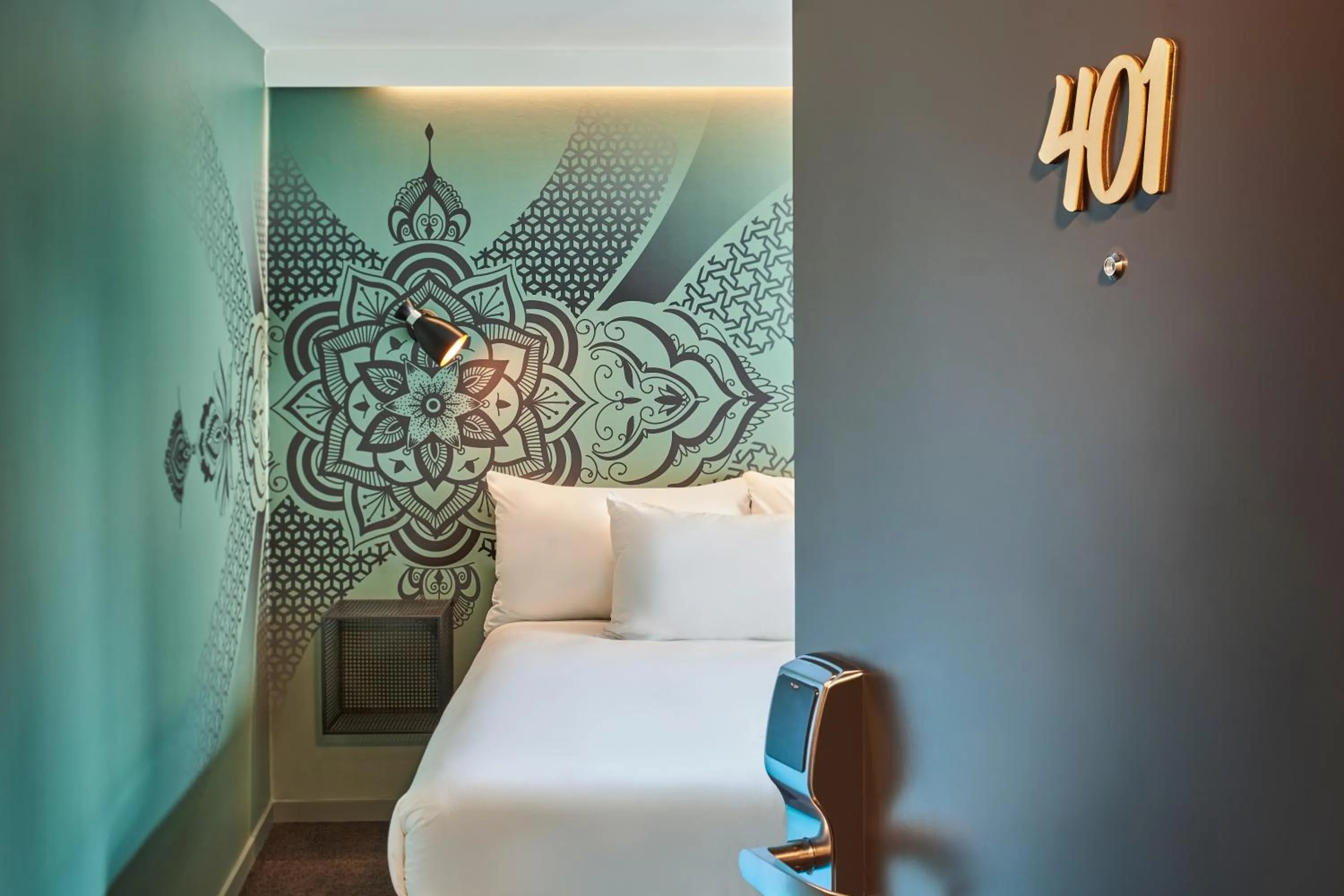 Photo of the whole room, Bed in Ibis Styles Paris Gare de l'Est Magenta