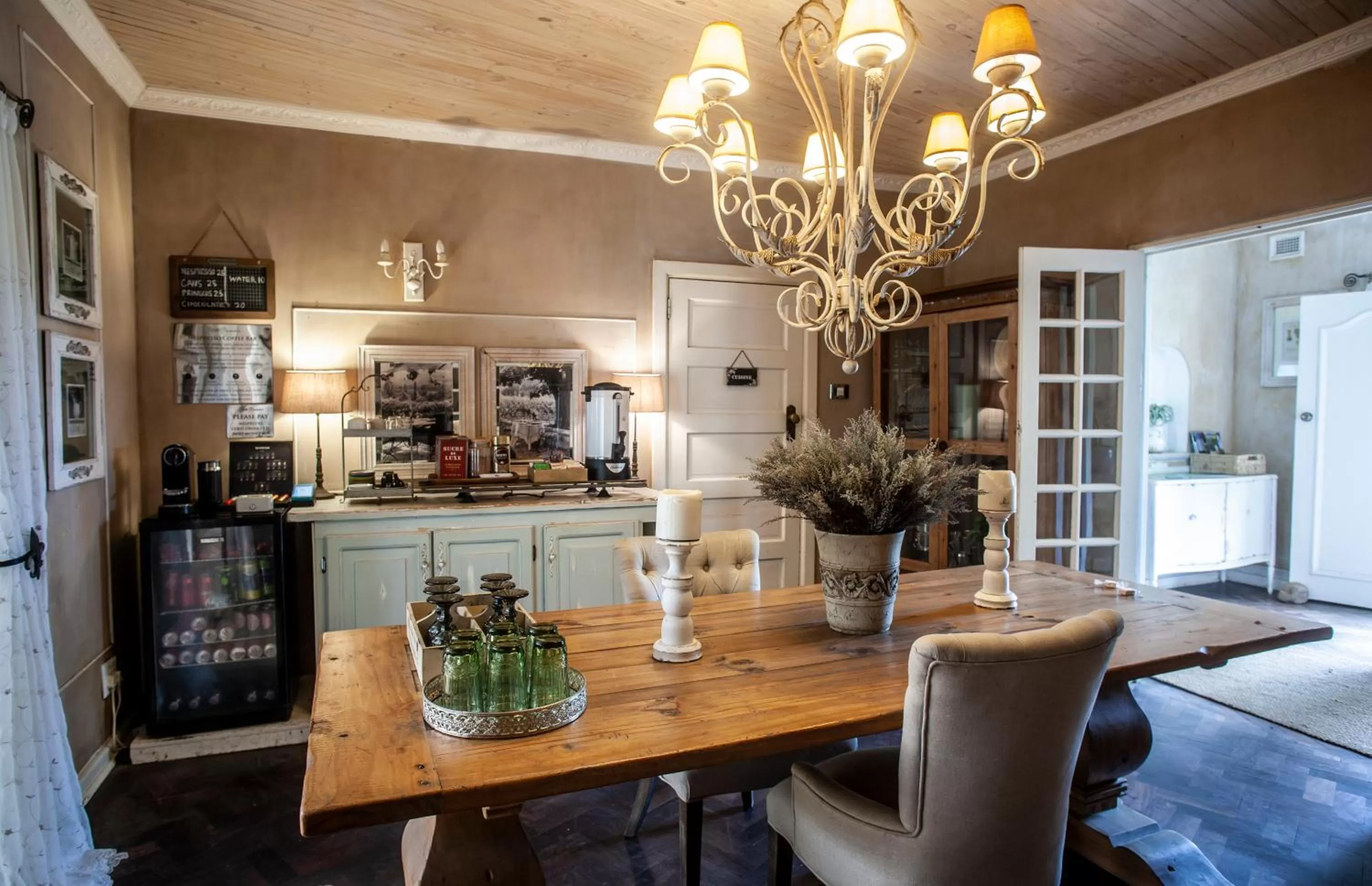 Coffee/tea facilities in Petite Provence B&B