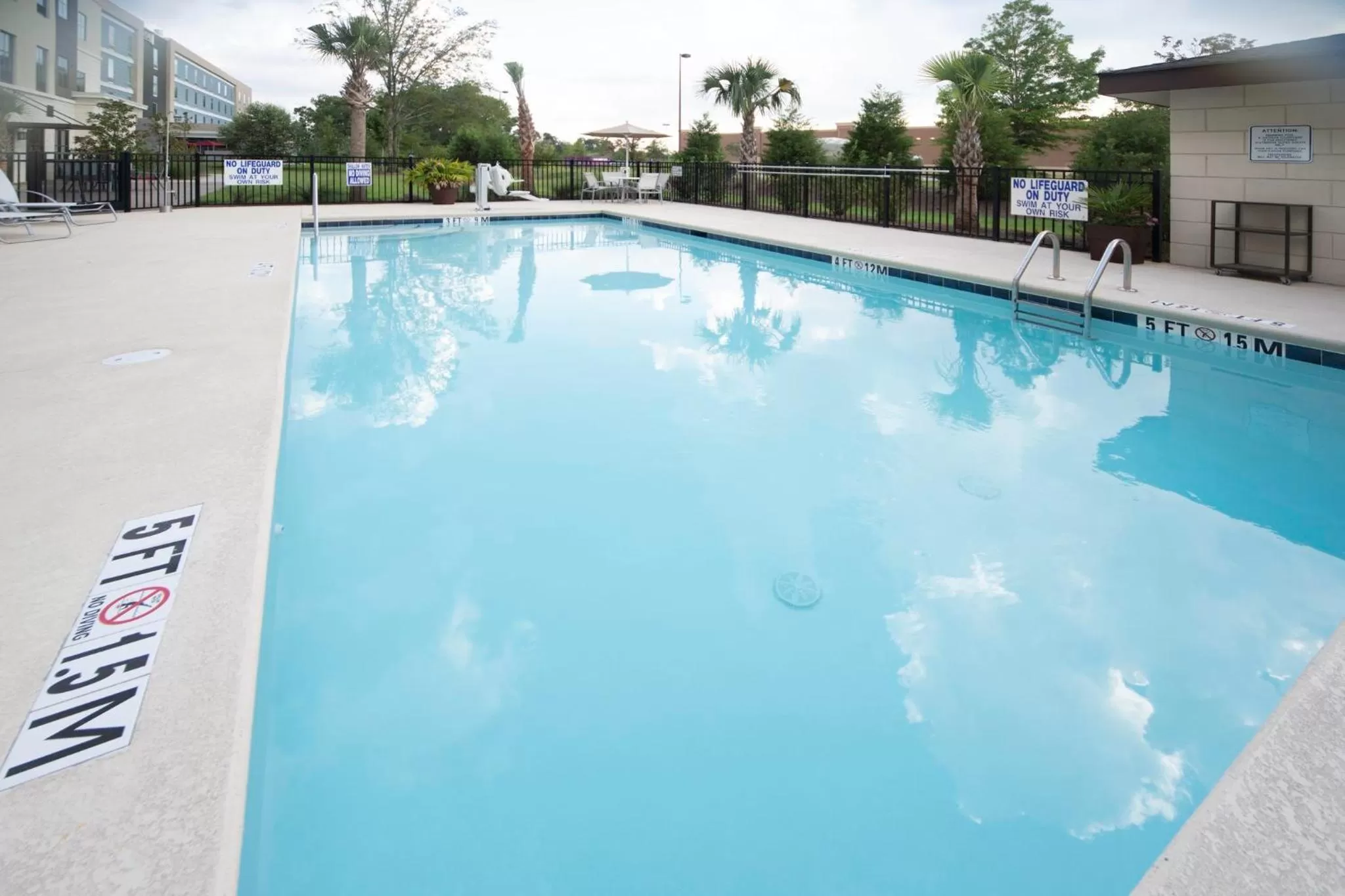 Swimming pool in Staybridge Suites - Summerville by IHG