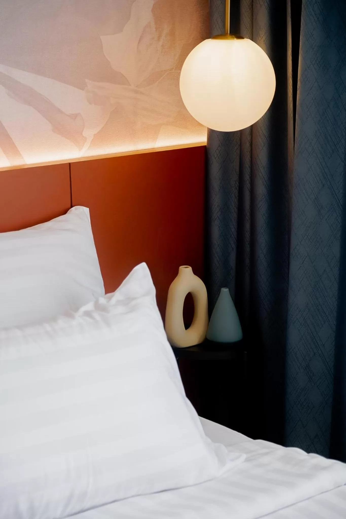 Bed in Buri Sriphu Hotel