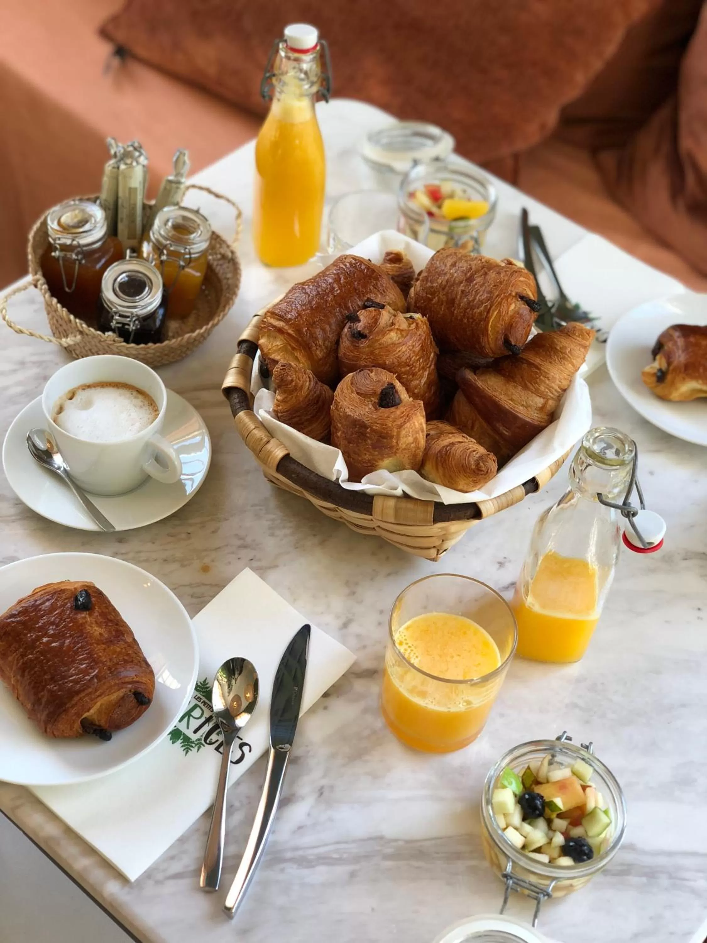 Breakfast in Hôtel Domaine de Raba Bordeaux Sud