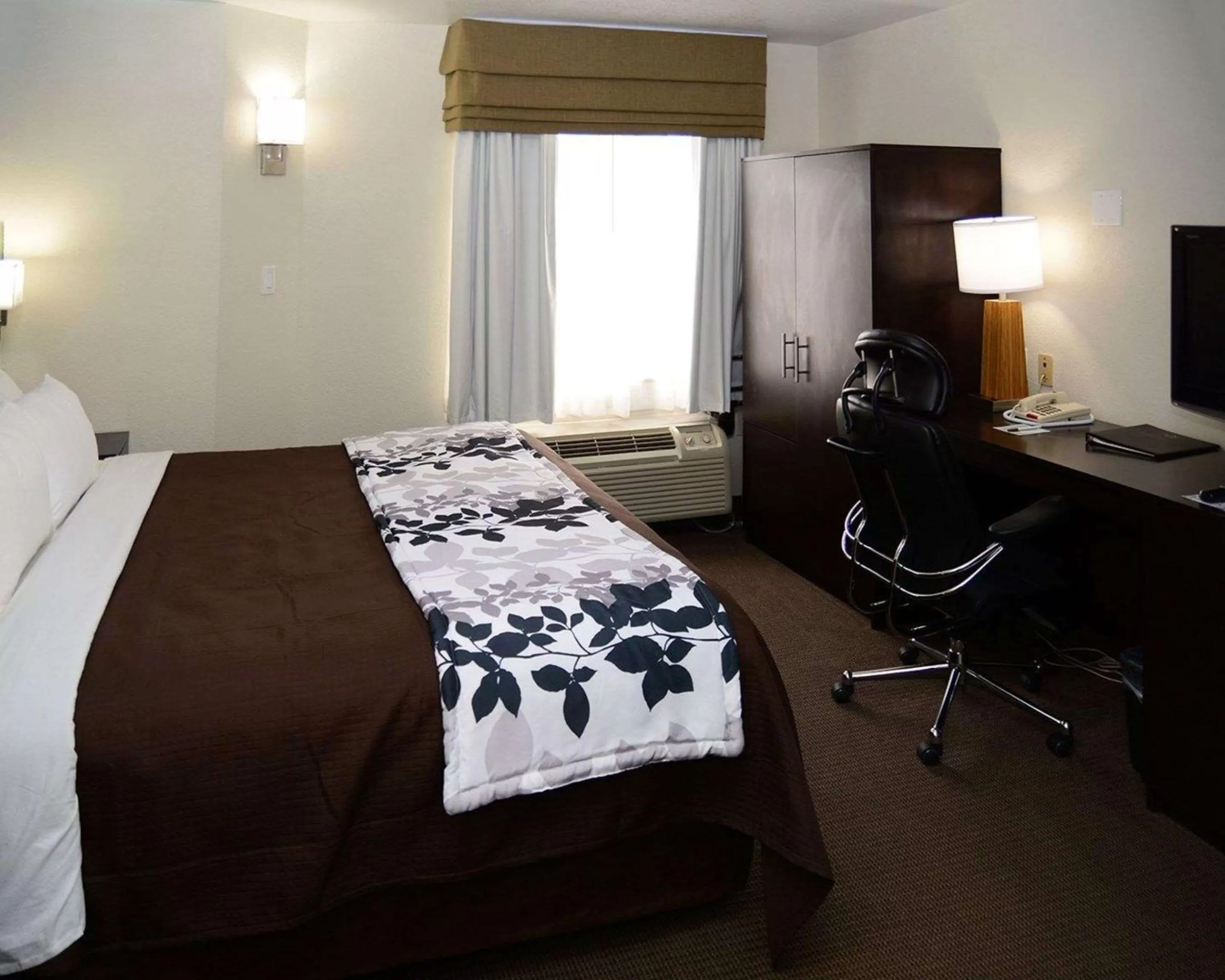 Photo of the whole room, Bed in Sleep Inn Horn Lake-Southaven