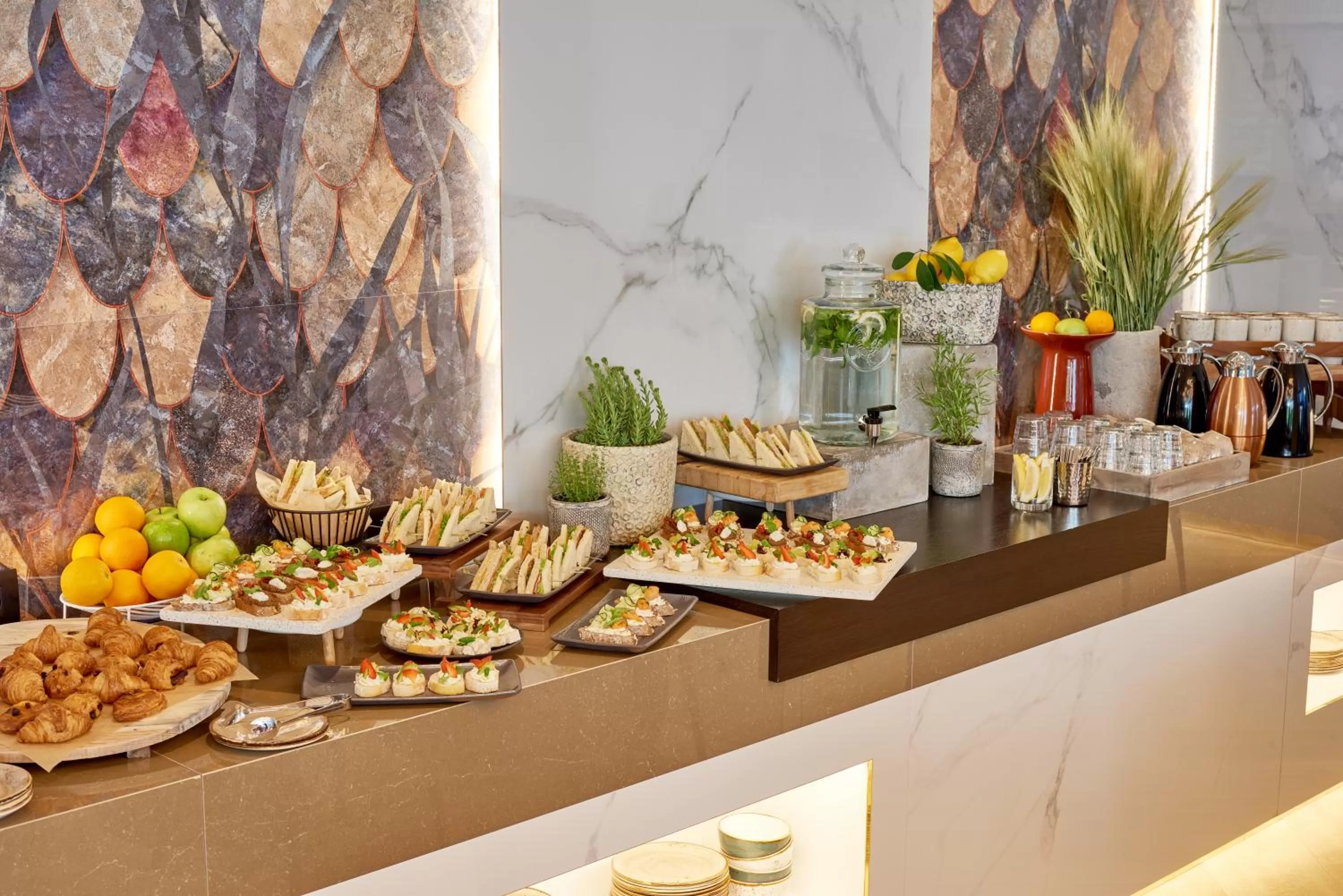 Food and drinks in Radisson Hotel City Centre Odesa