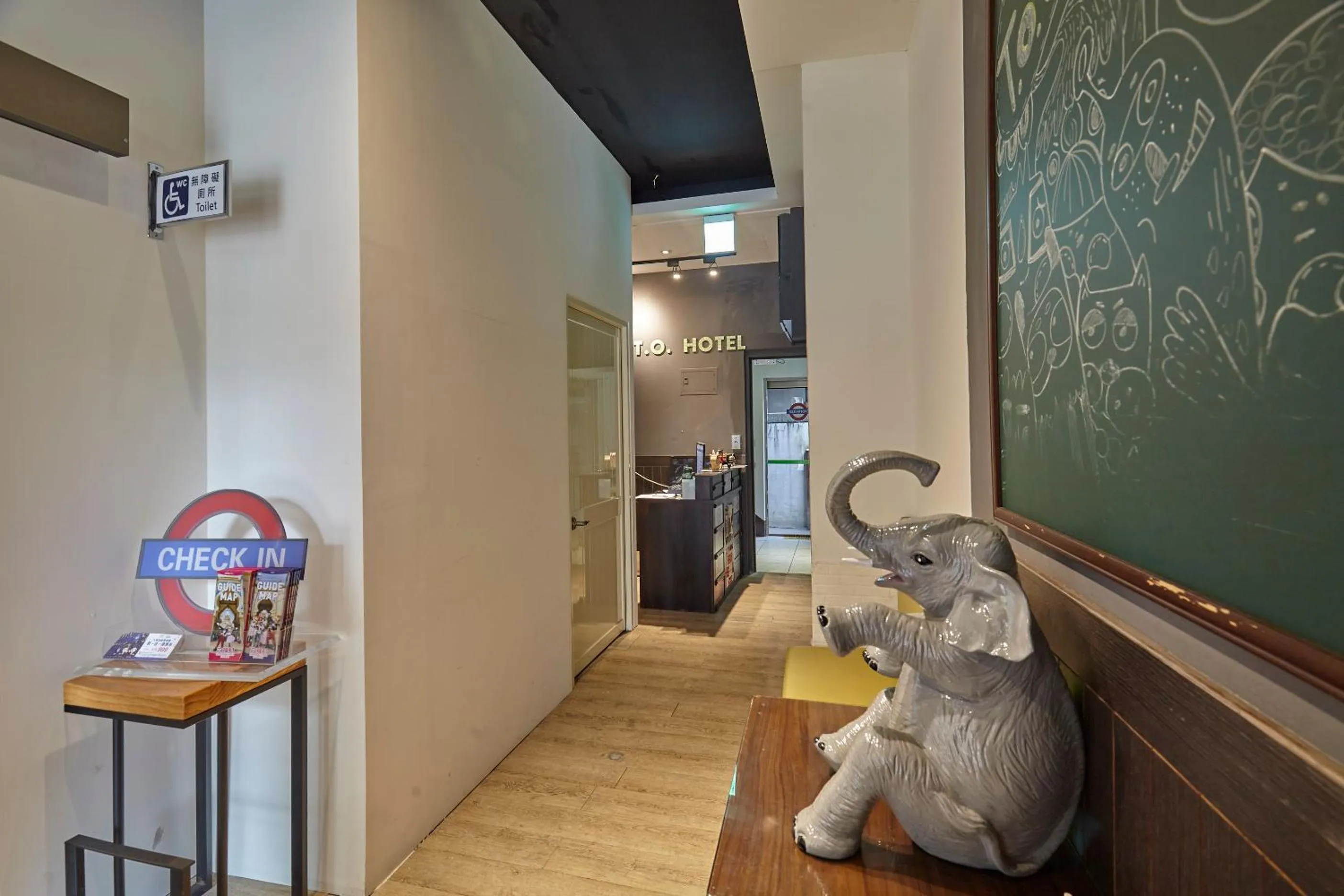 Lobby or reception in T.O. Hotel Chengde