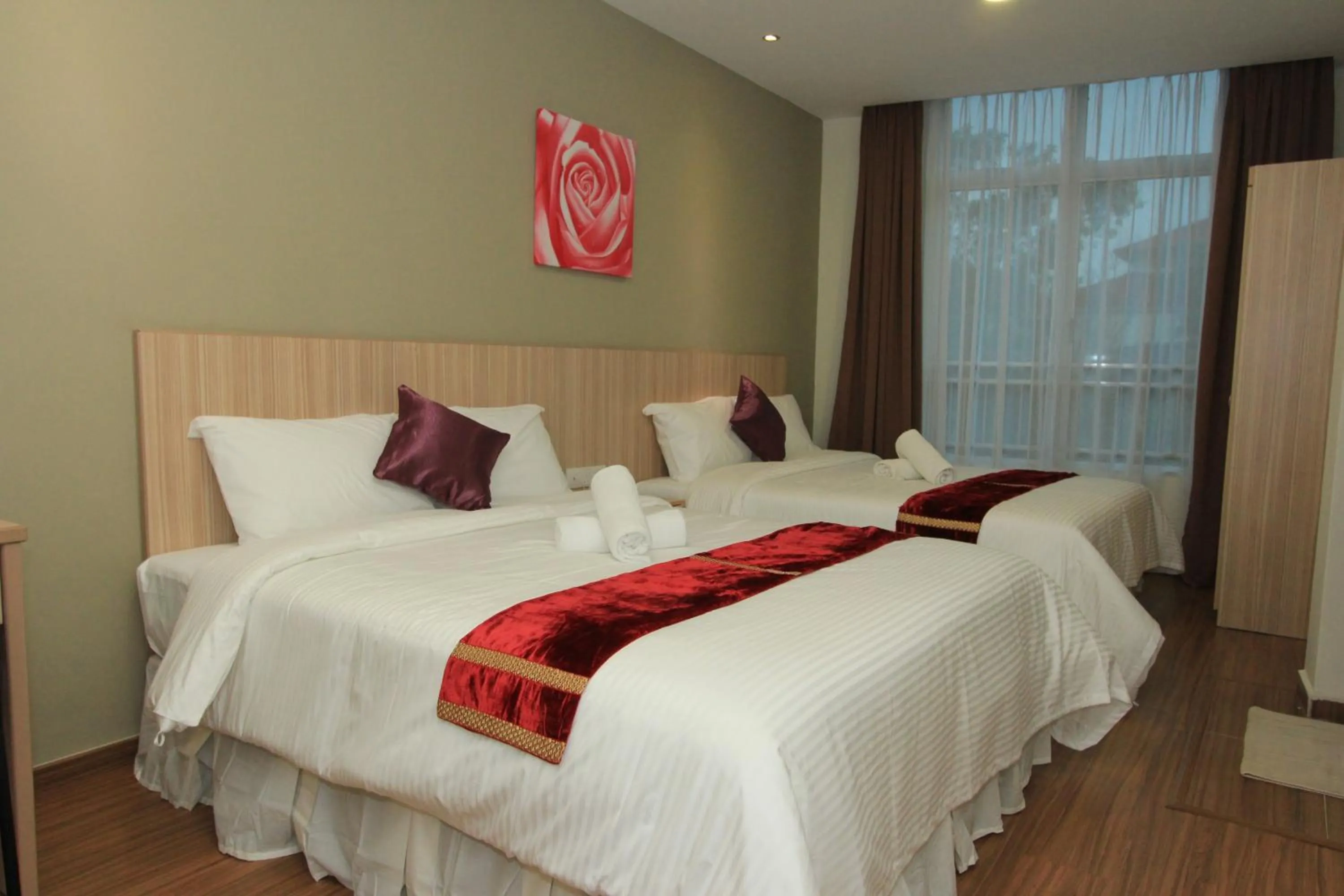 Bedroom, Bed in Veer Hotel