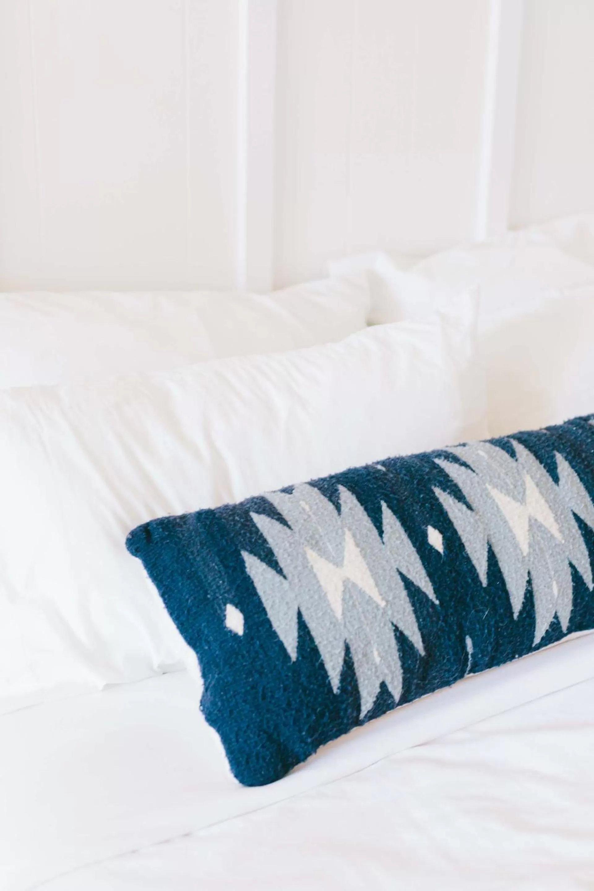 Bedroom, Bed in Amigo Motor Lodge