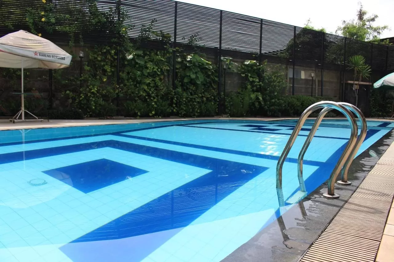 Metro Hotel Jababeka