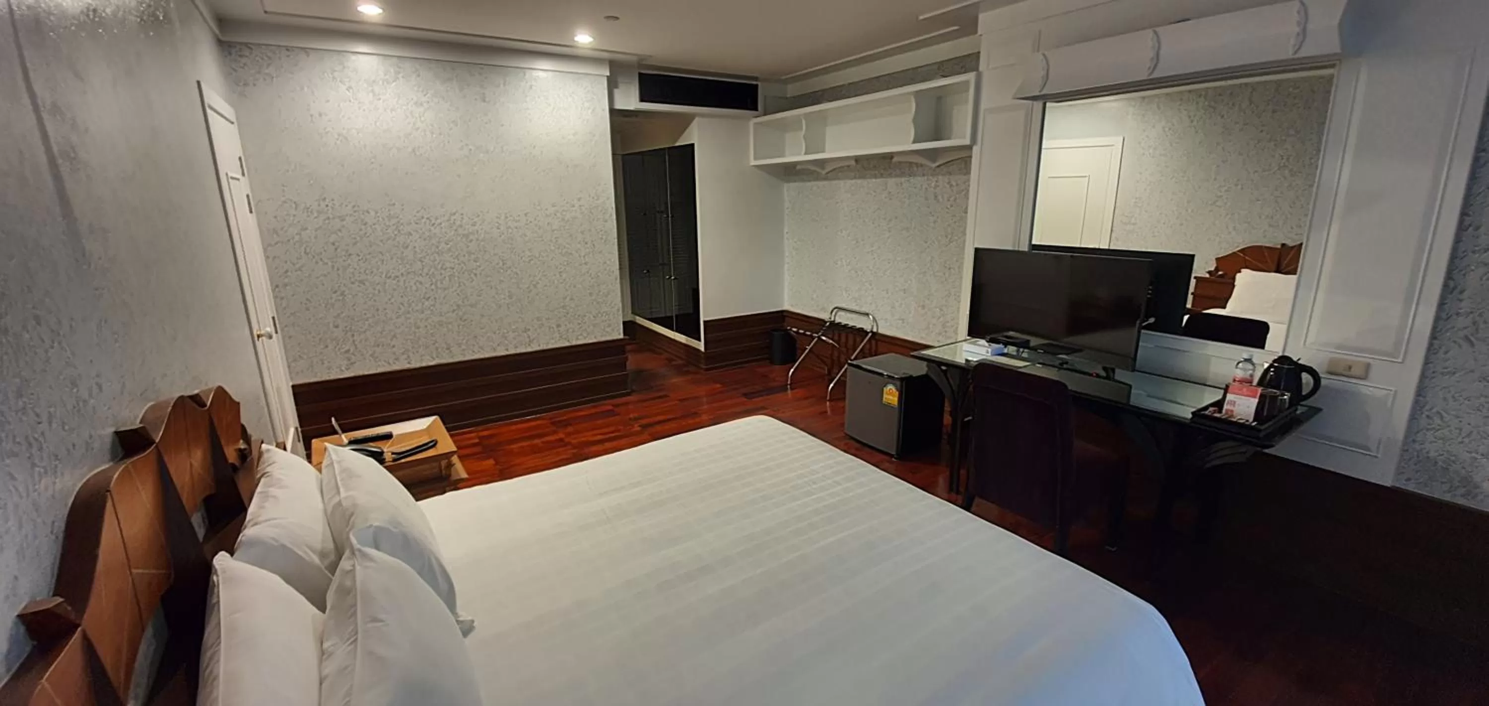 Photo of the whole room, Bed in Garden Sea View Resort