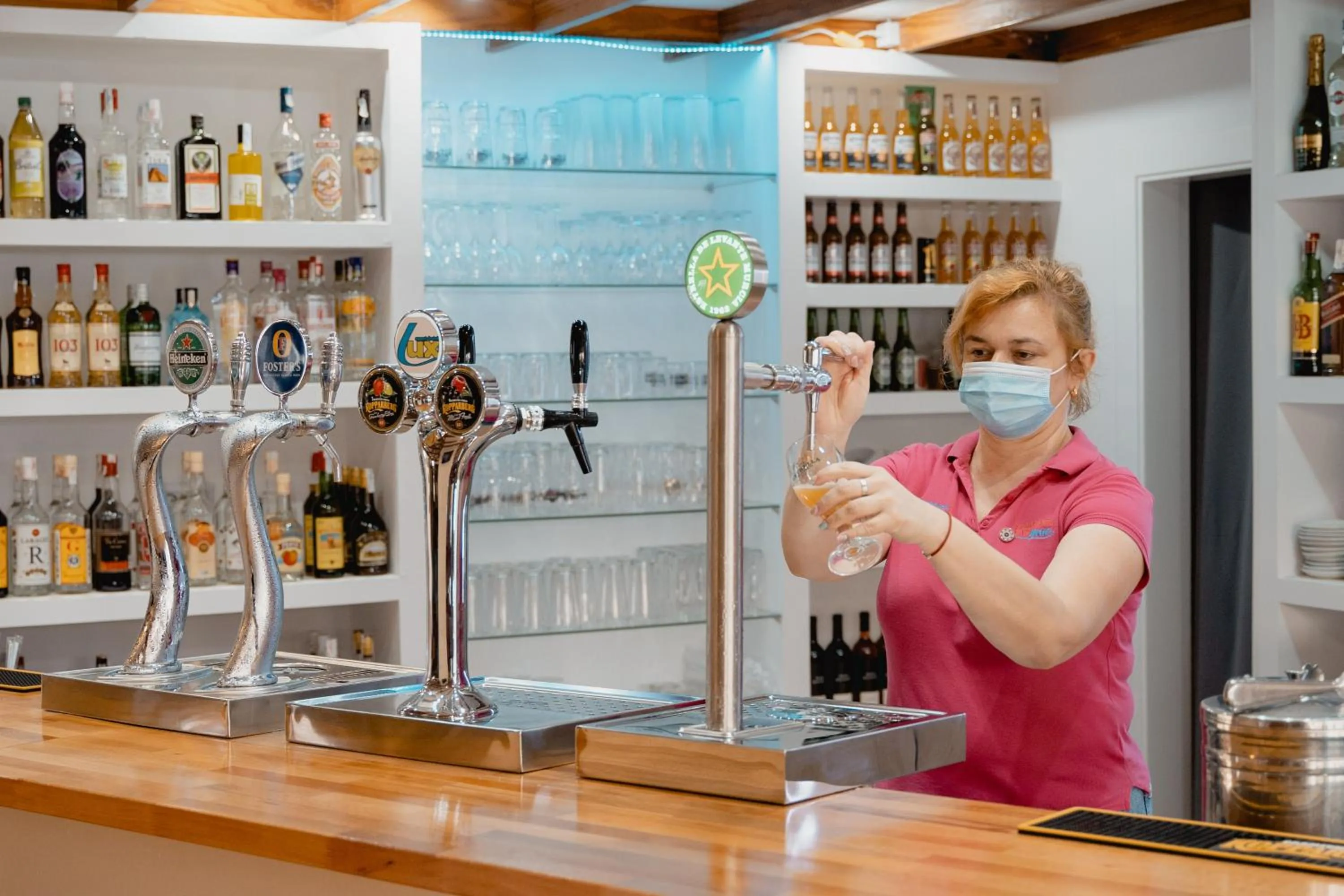 Staff in Luxmar Apartaments