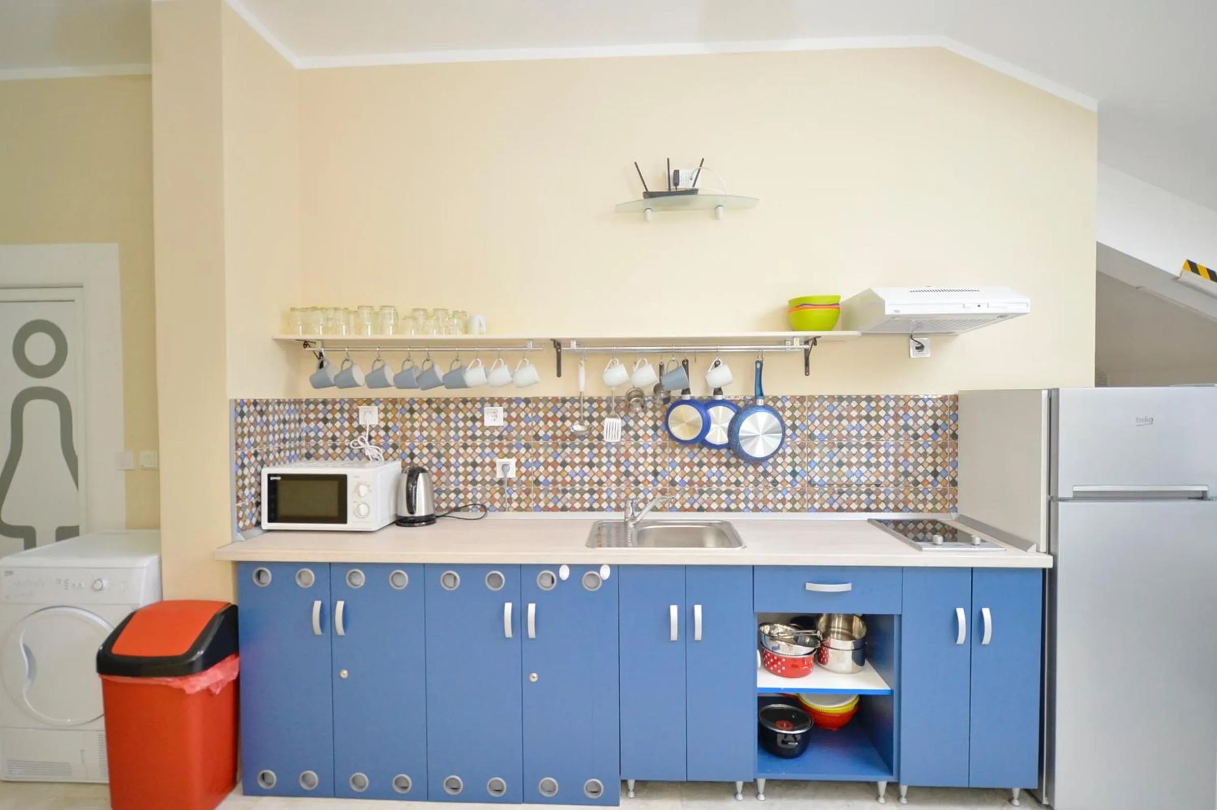 Kitchen or kitchenette in Hostel Pupa