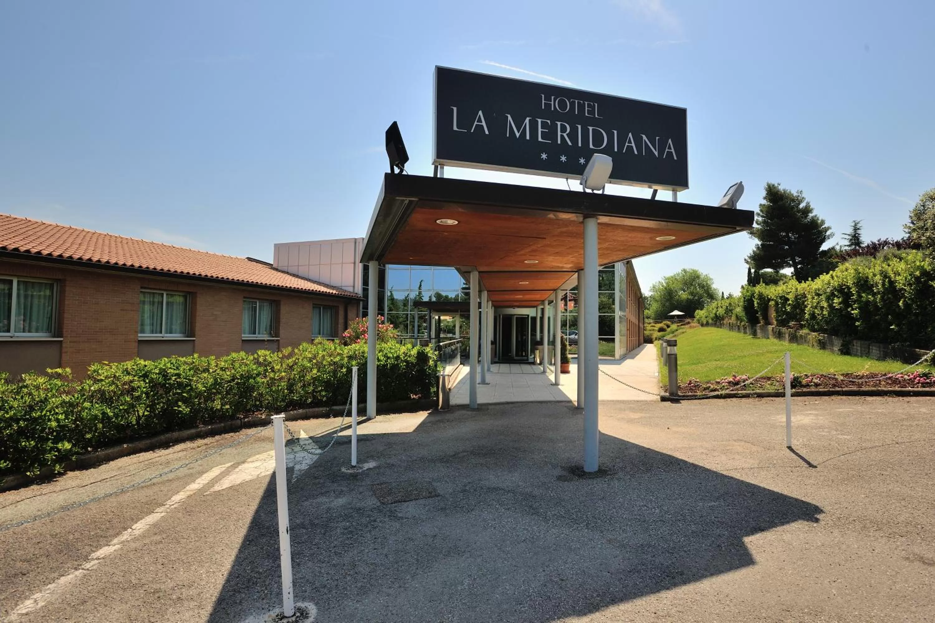 Day in La Meridiana Bleisure Hotel