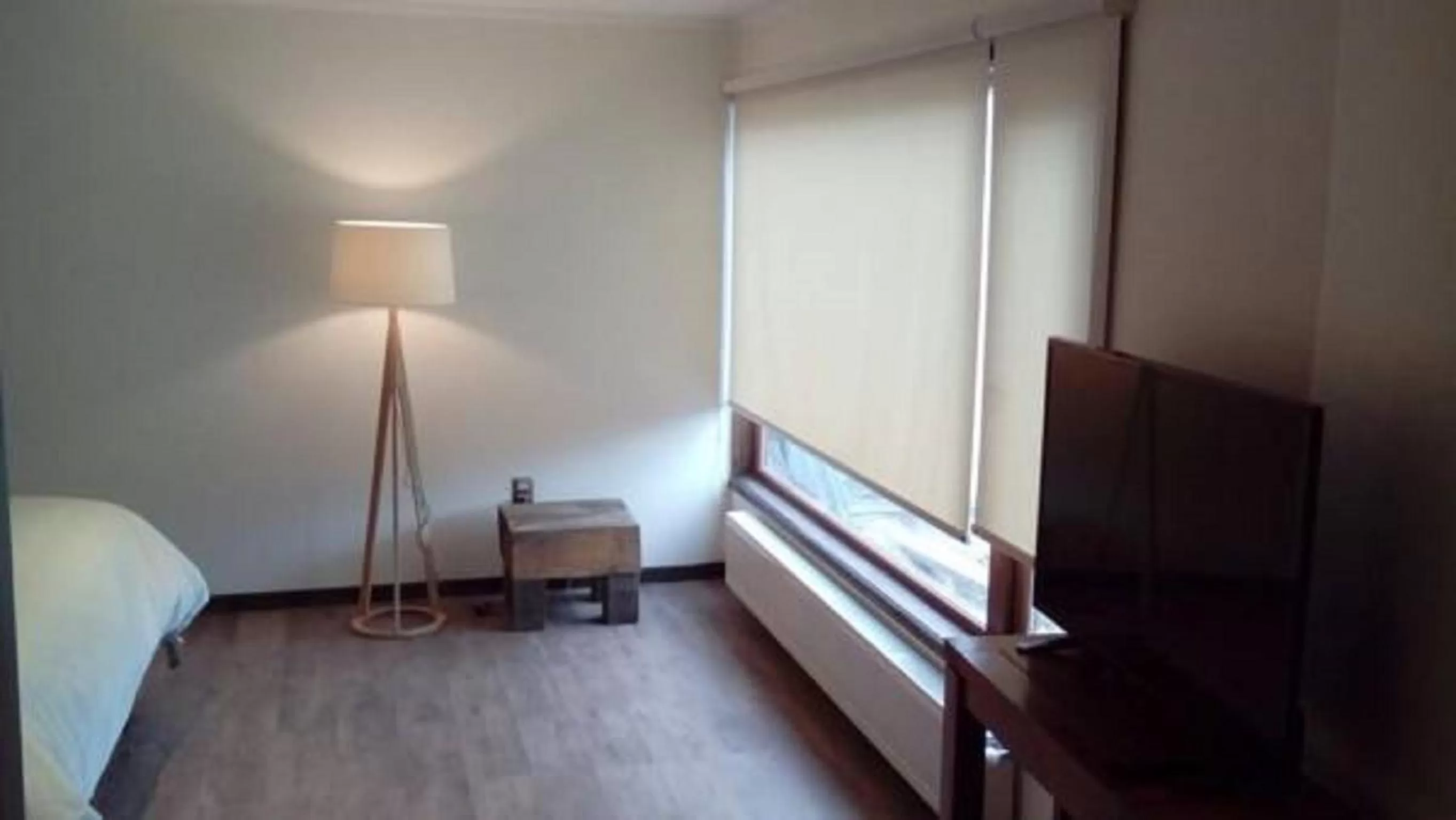 TV and multimedia, TV/Entertainment Center in Hotel Patagonia B&B