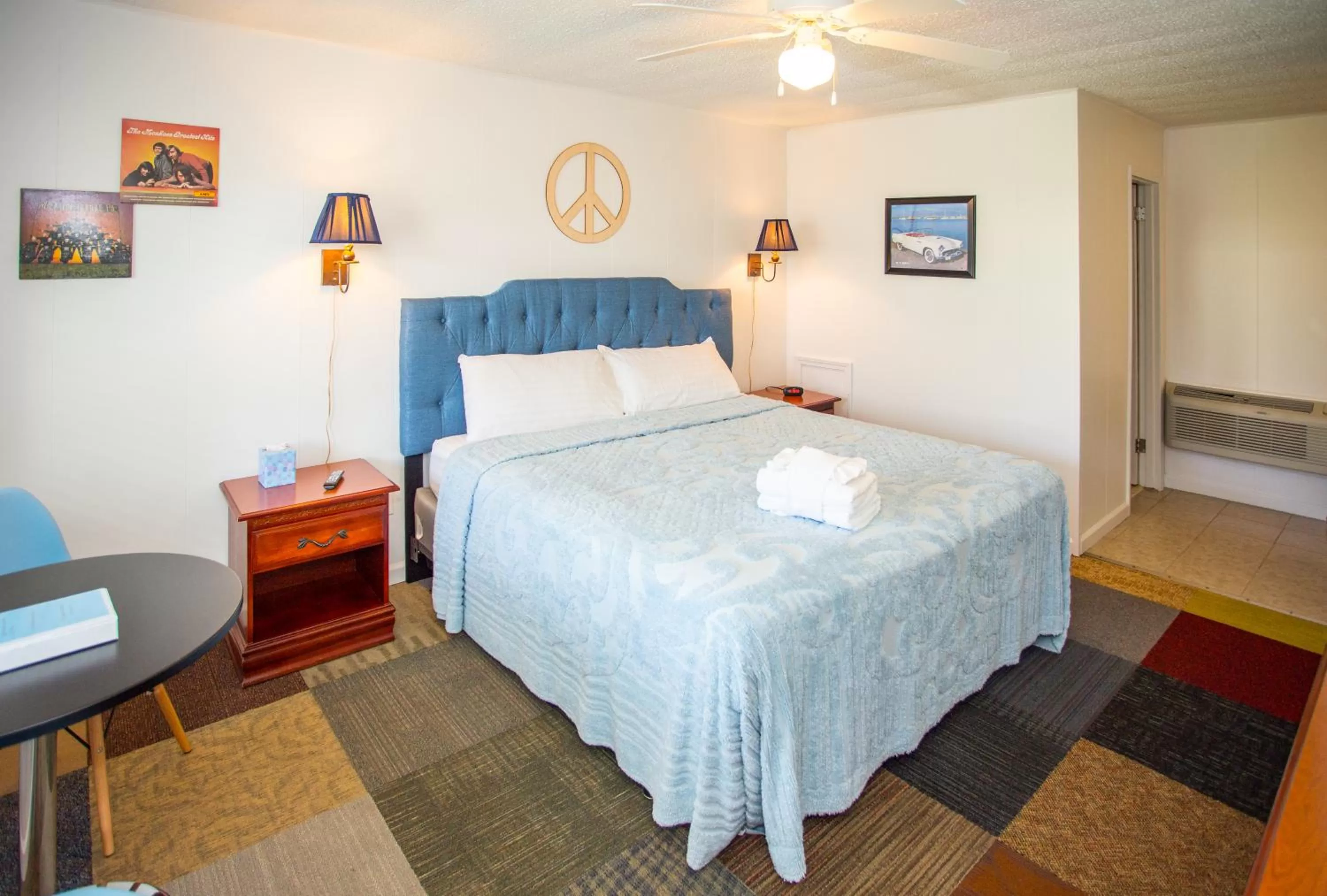 Bedroom, Bed in Sunset Motel