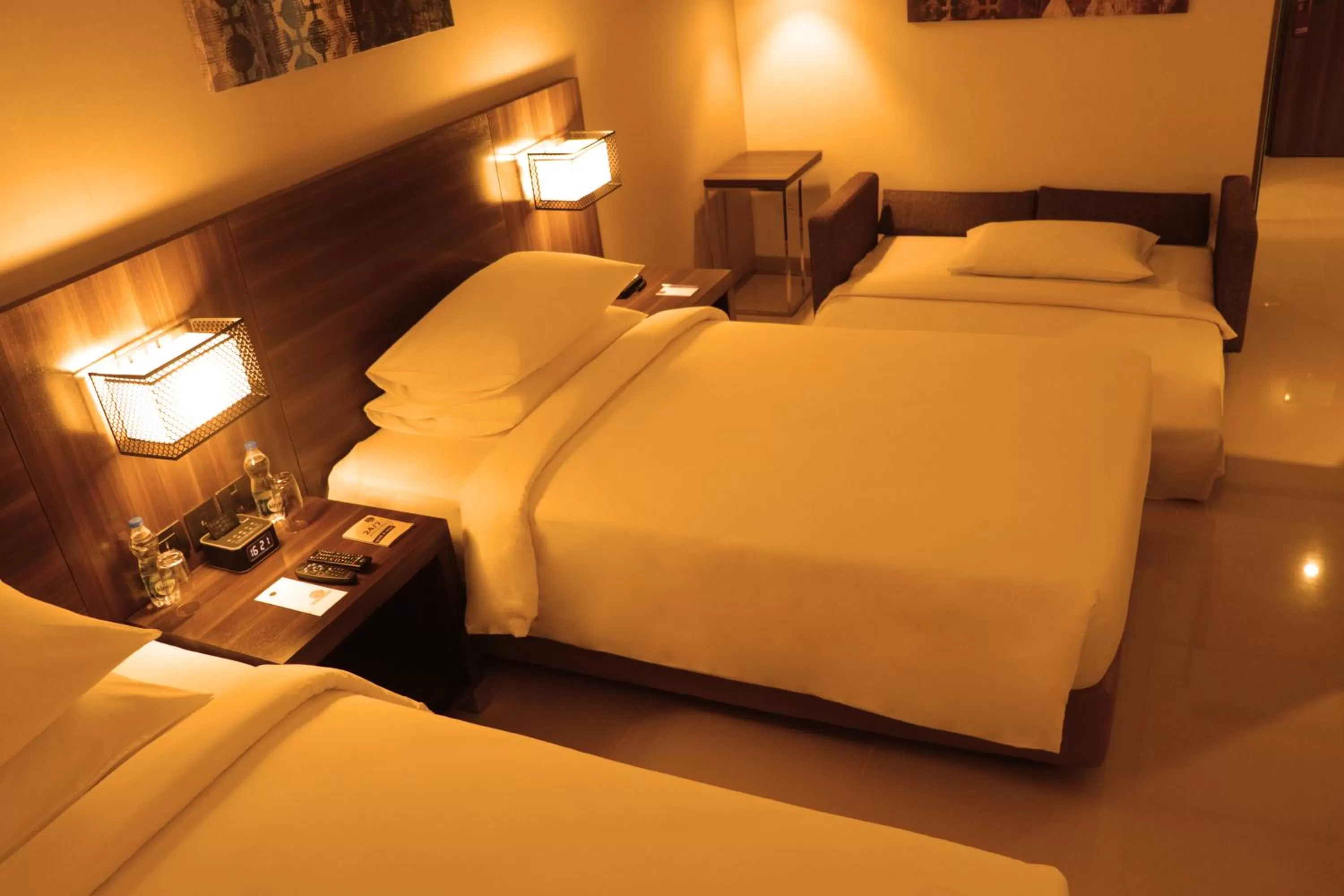 cot, Bed in The Residency Towers, Rameswaram