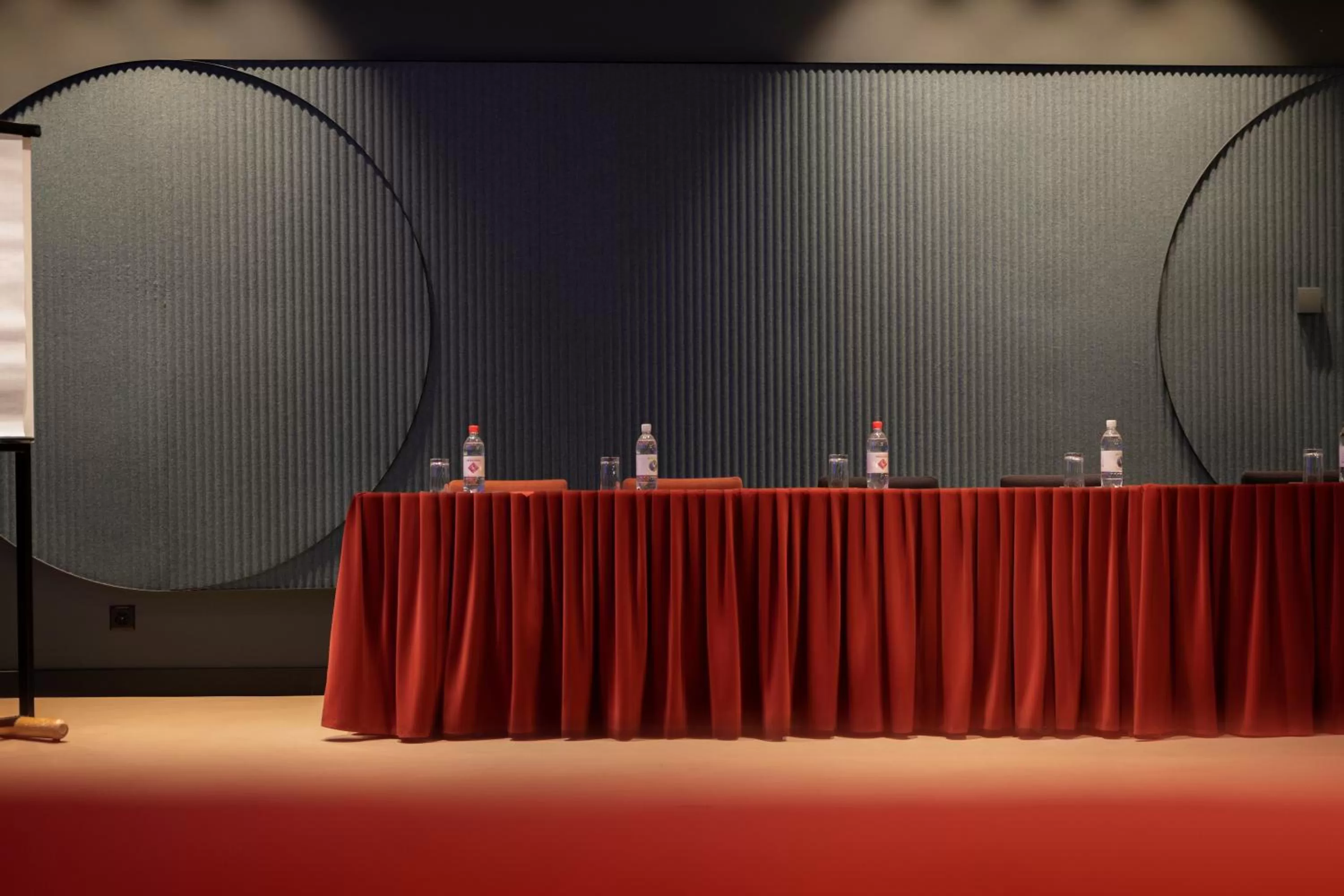 Meeting/conference room in LUGANODANTE Boutique & Lifestyle Hotel