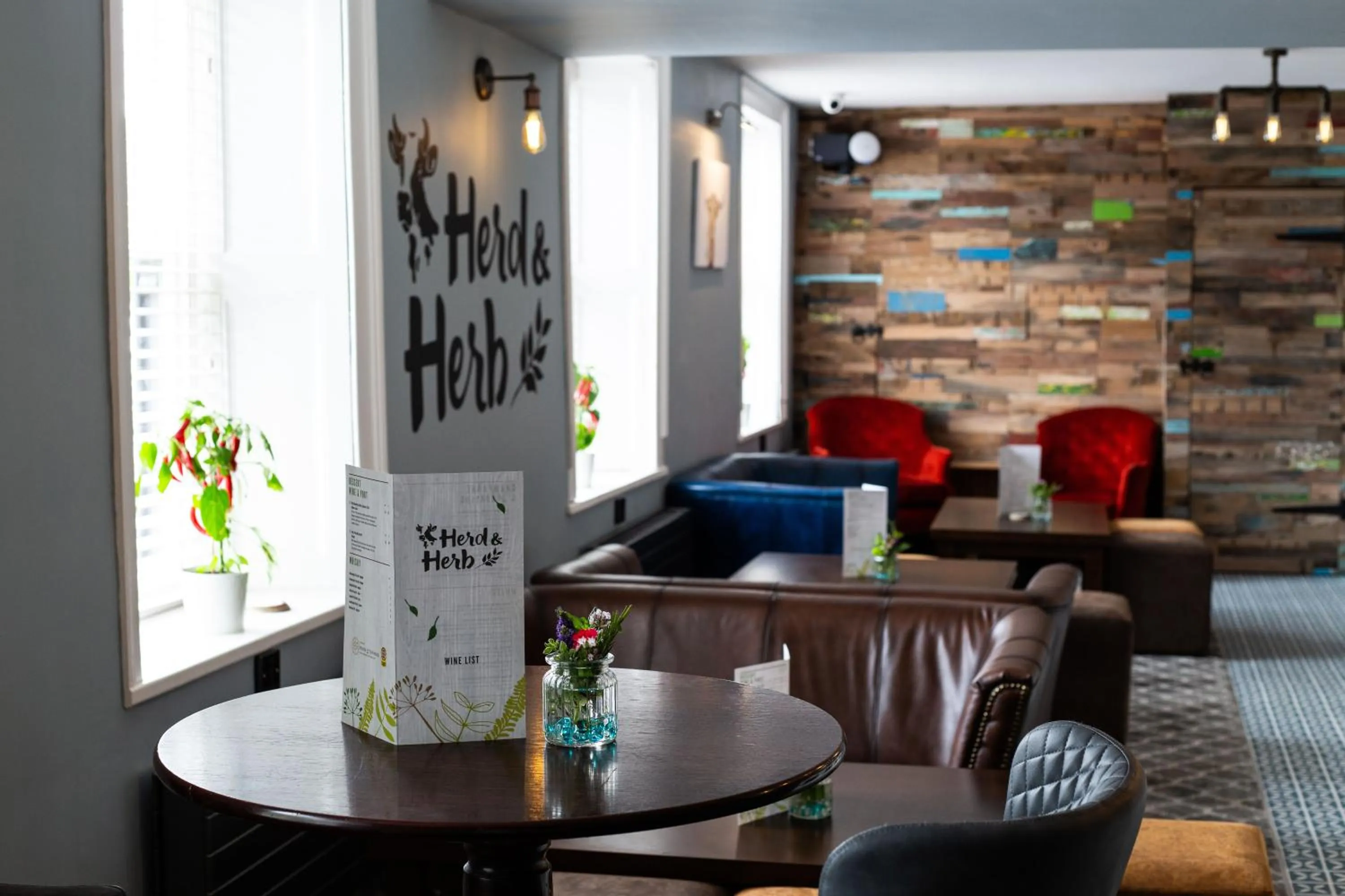 Living room in Hardwick Arms Hotel