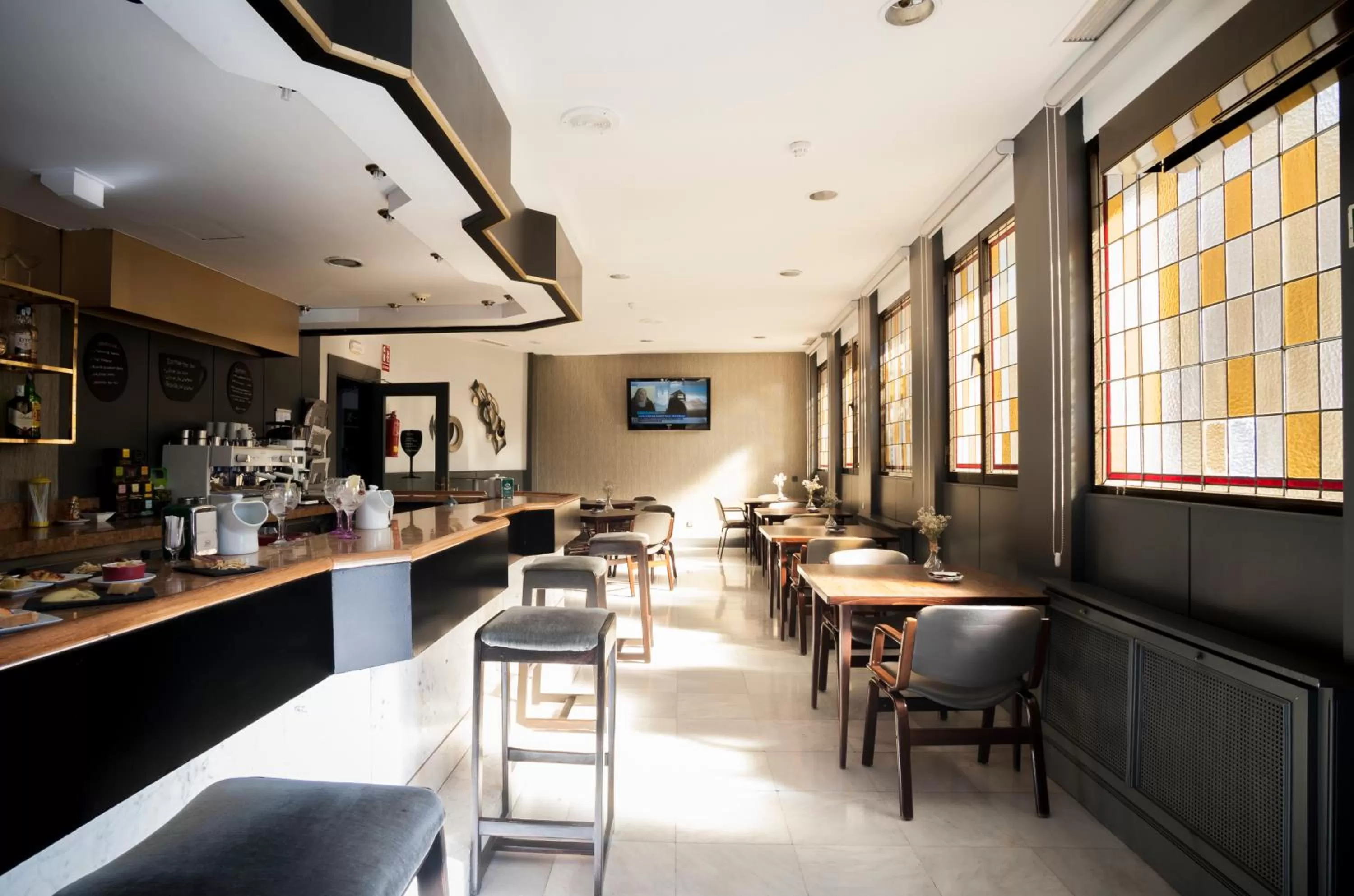 Restaurant/places to eat in Hotel Don Carmelo