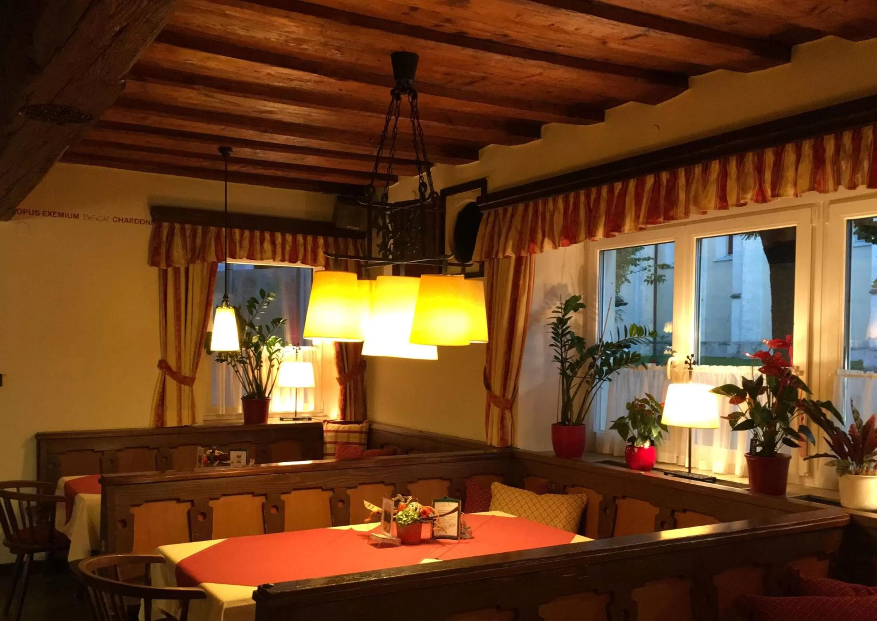 Restaurant/places to eat, Lounge/Bar in Gasthof Teufl