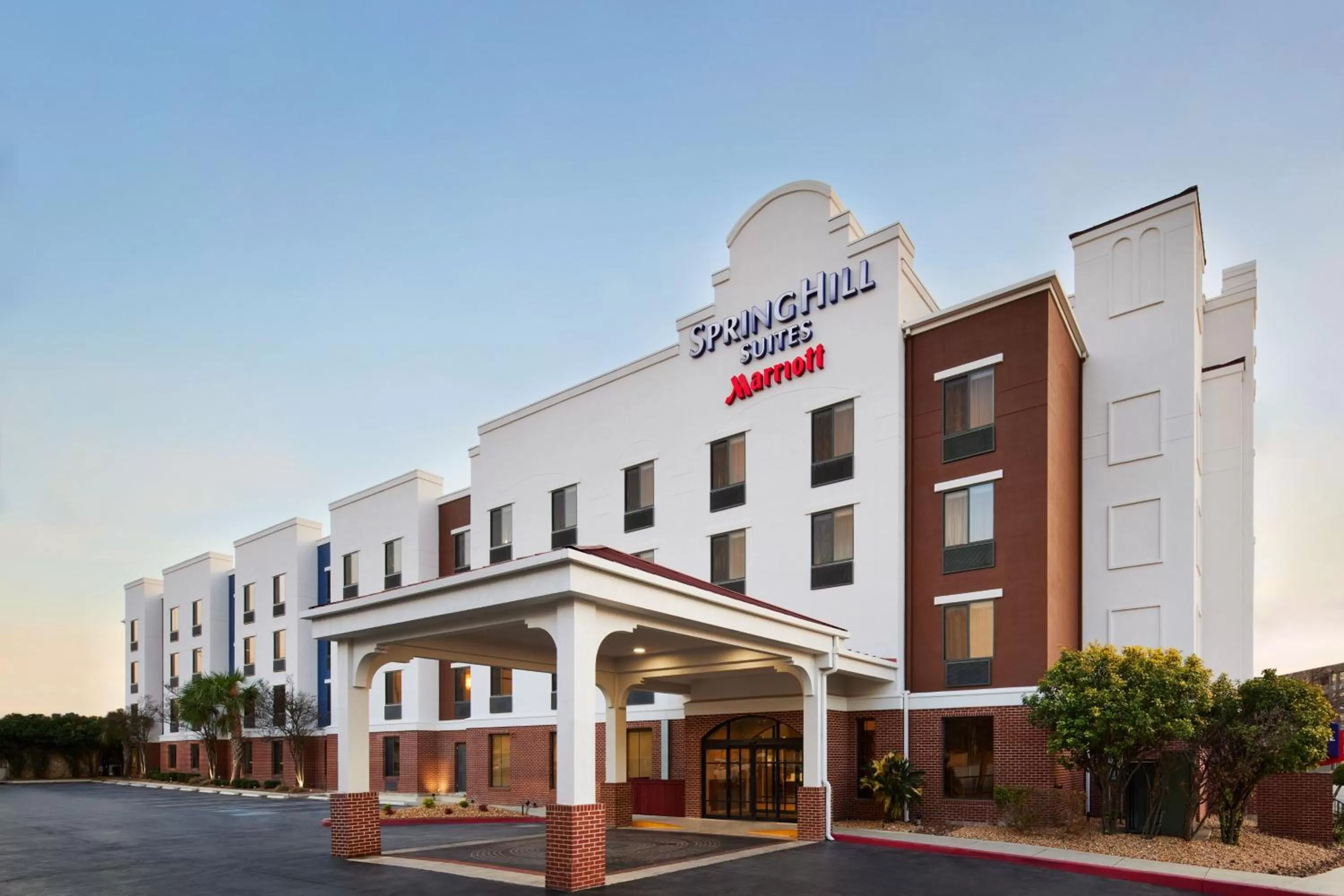 Property building in SpringHill Suites by Marriott San Antonio Downtown-Riverwalk Area