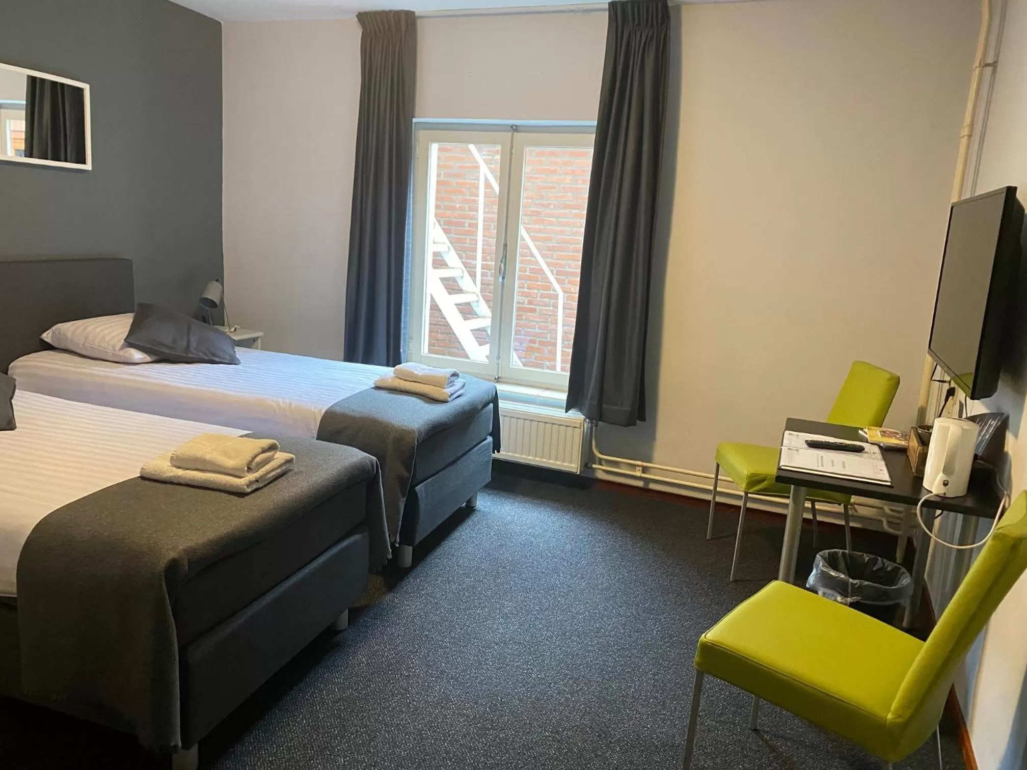 Photo of the whole room, Bed in Hotel en Grand Café De Pauw