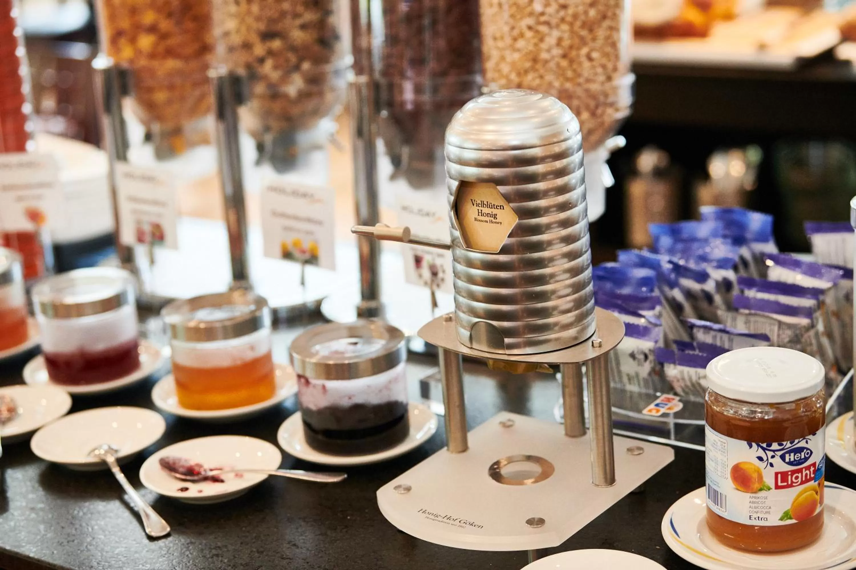 Food and drinks in Hotel Holiday Thun