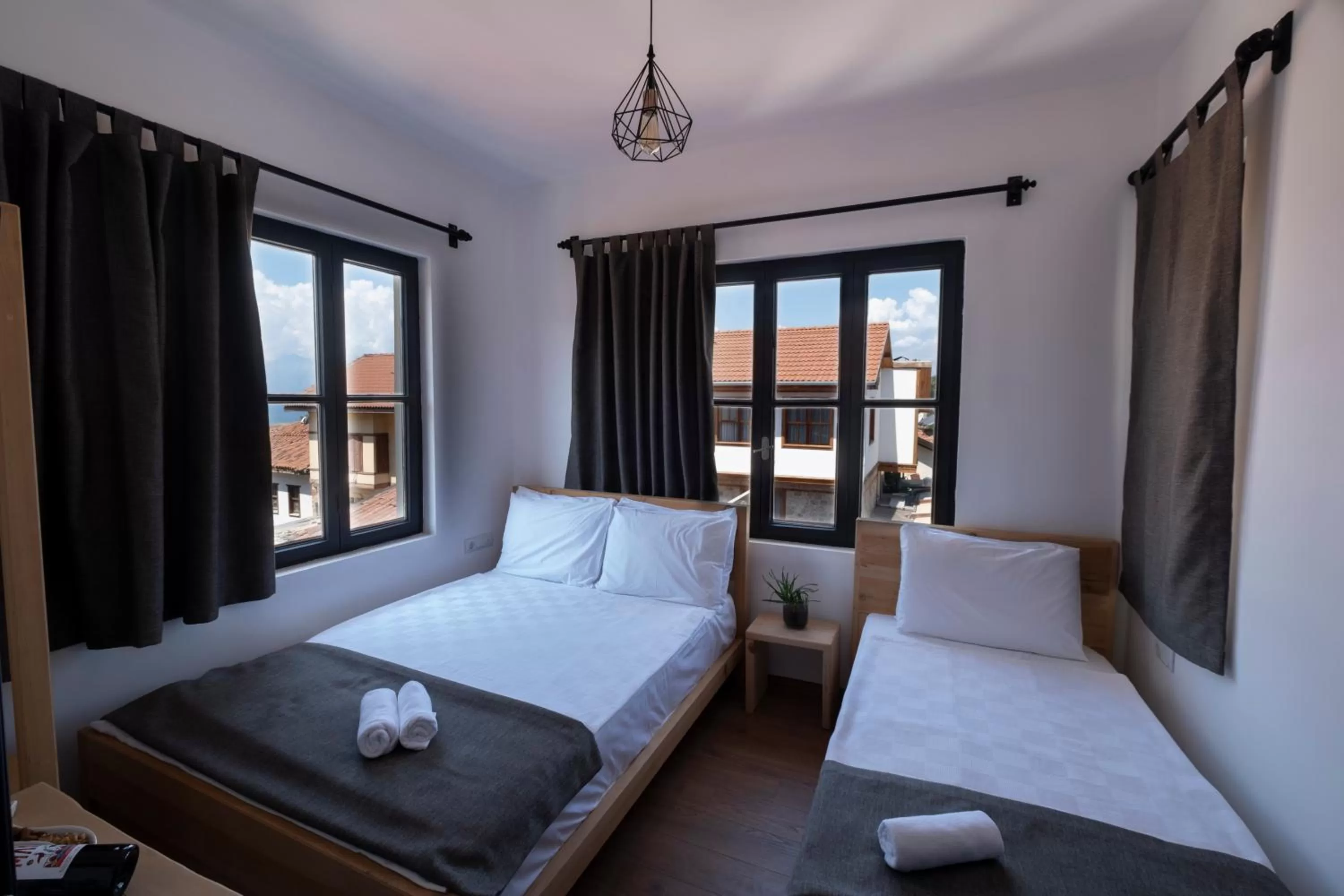 View (from property/room), Bed in Solo Boutique Hotel