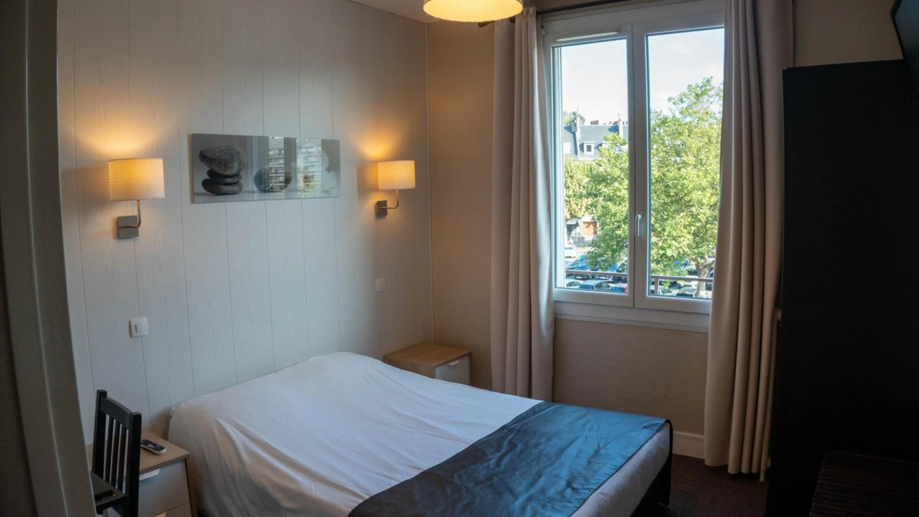 Bedroom, Bed in Hotel De l'Univers