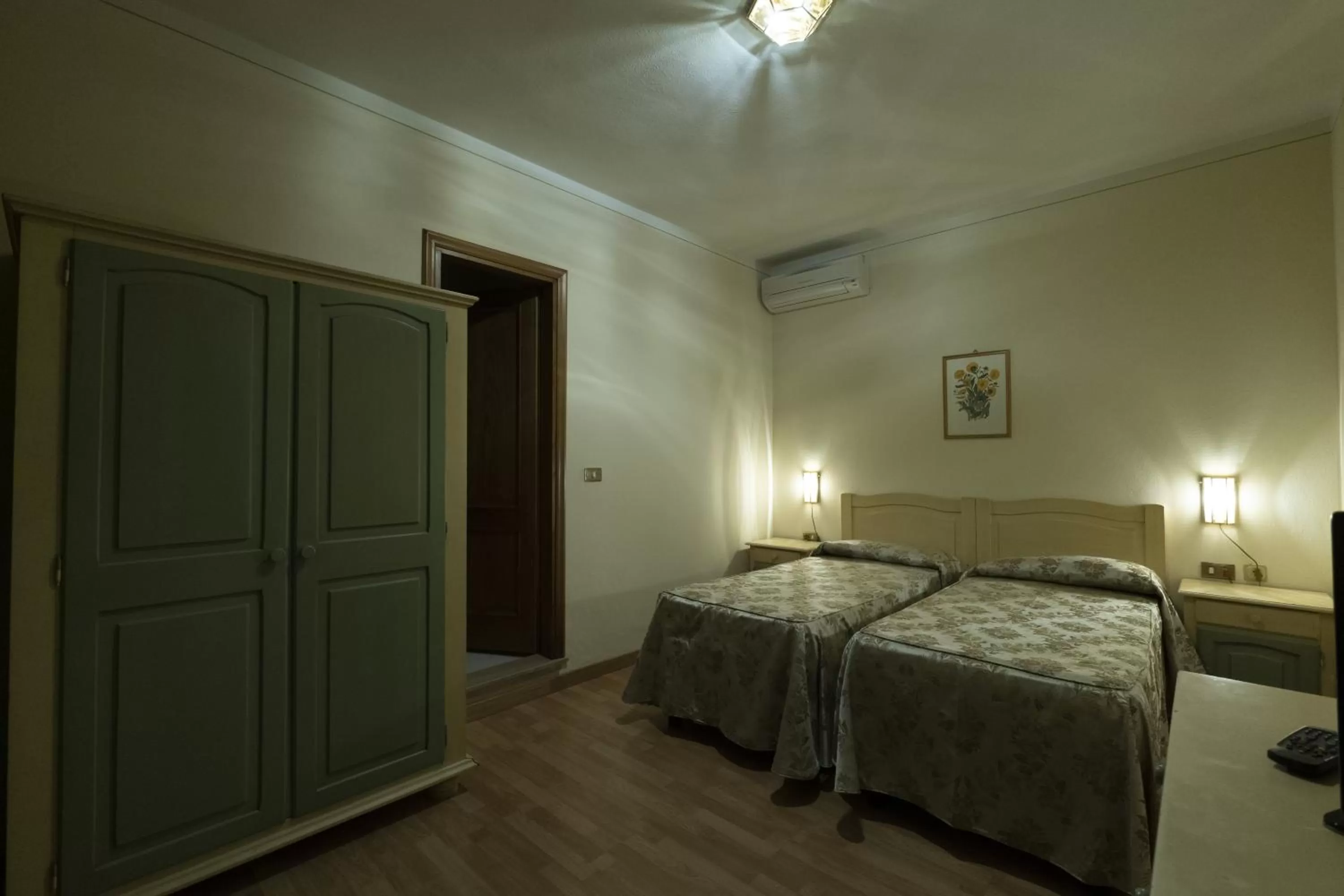 Bed in Hotel Mediavalle