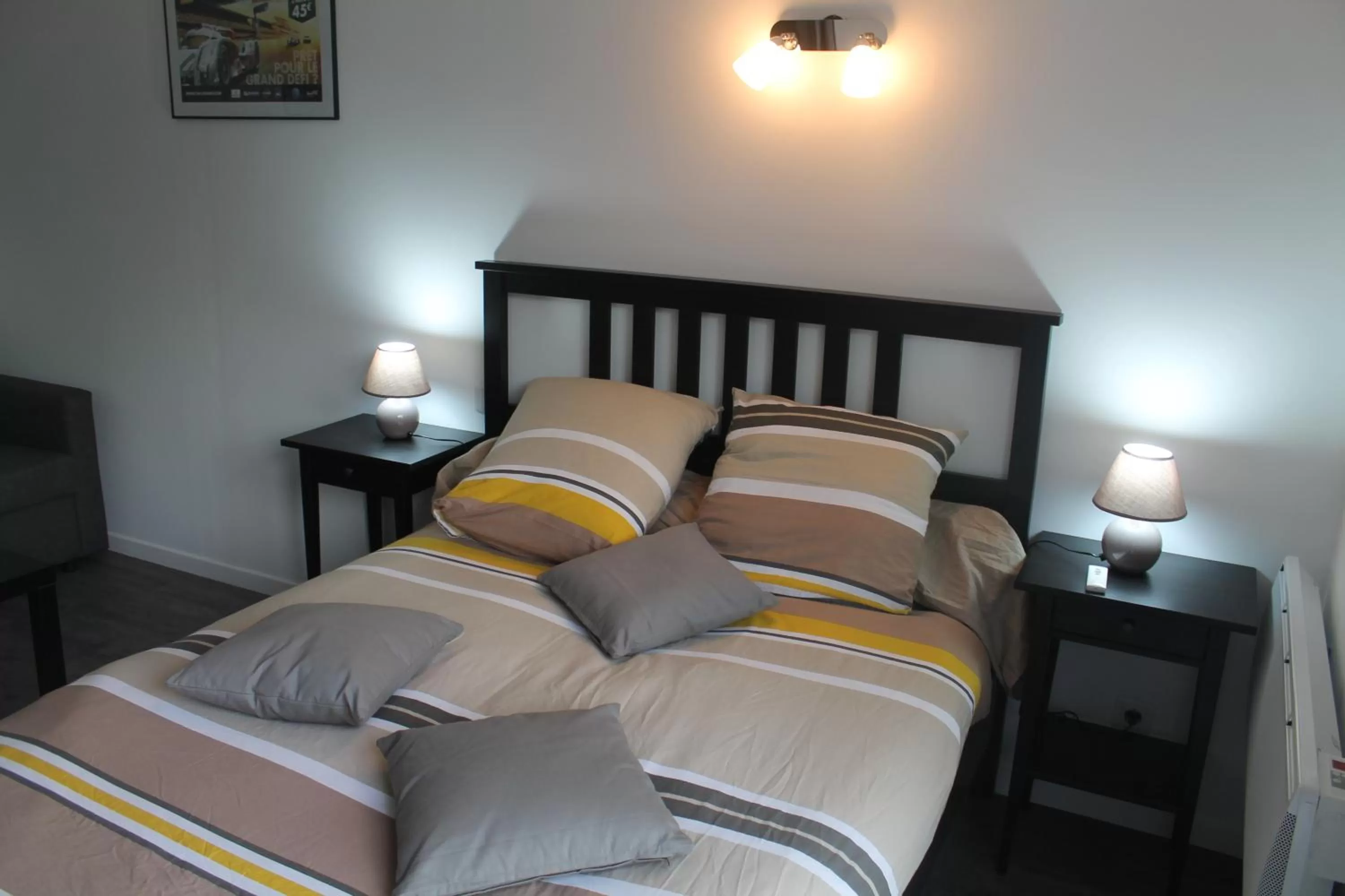 Property building, Bed in Le Champ De La Ferme