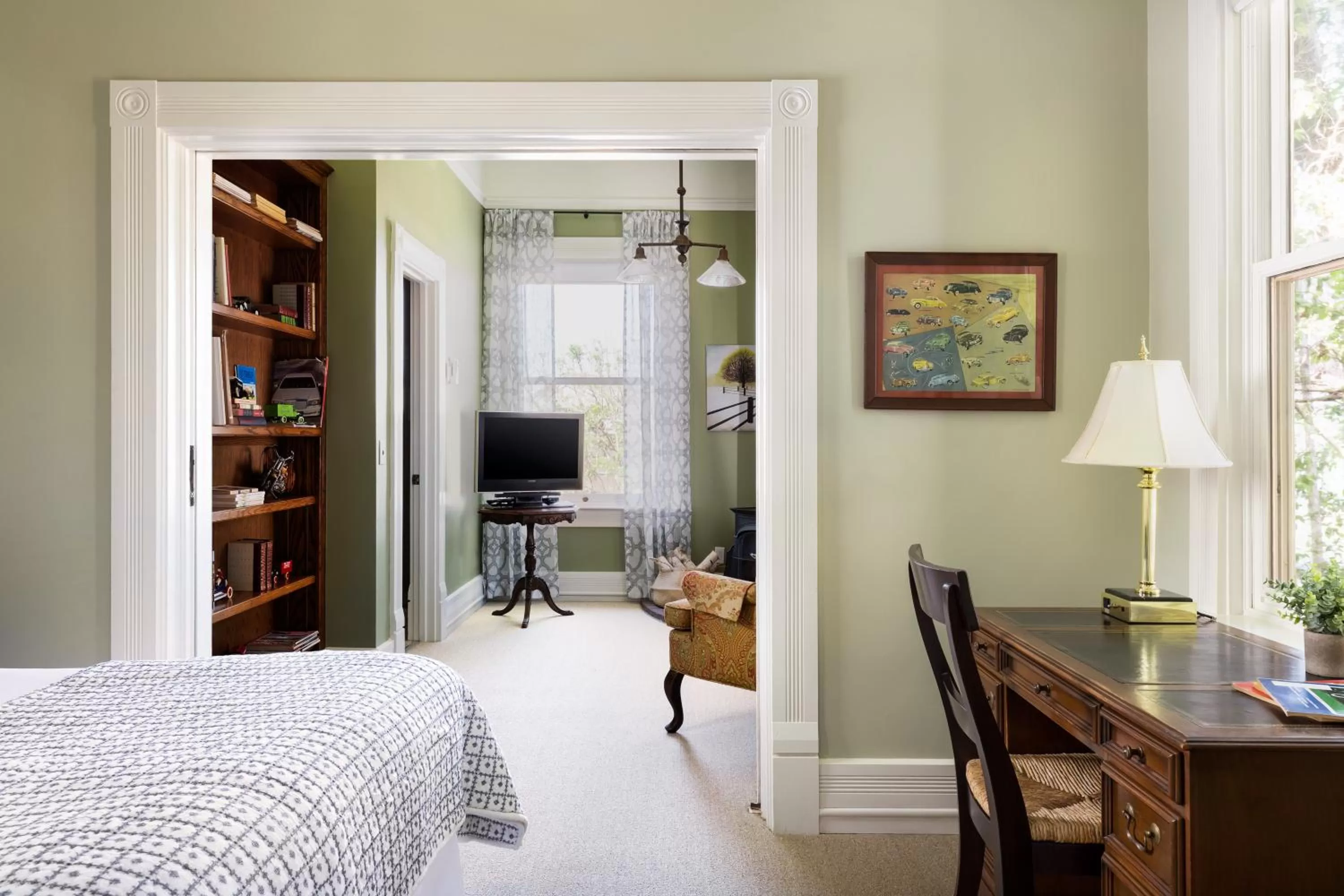 Bed in Garden Street Inn Downtown San Luis Obispo, A Kirkwood Collection Hotel