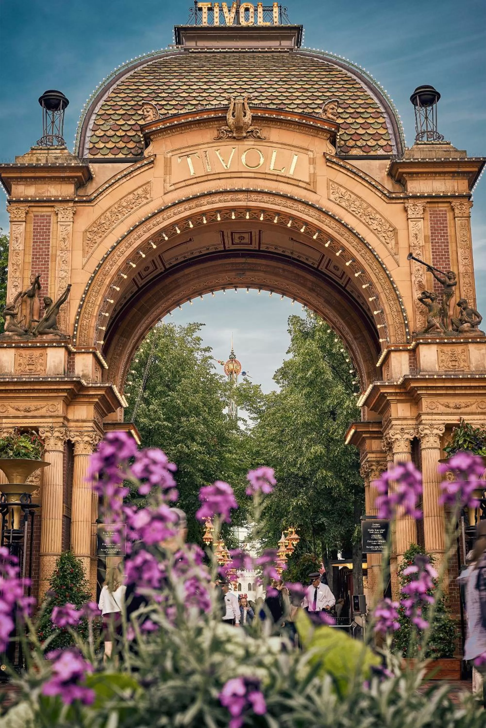 Nearby landmark in Ascot Hotel