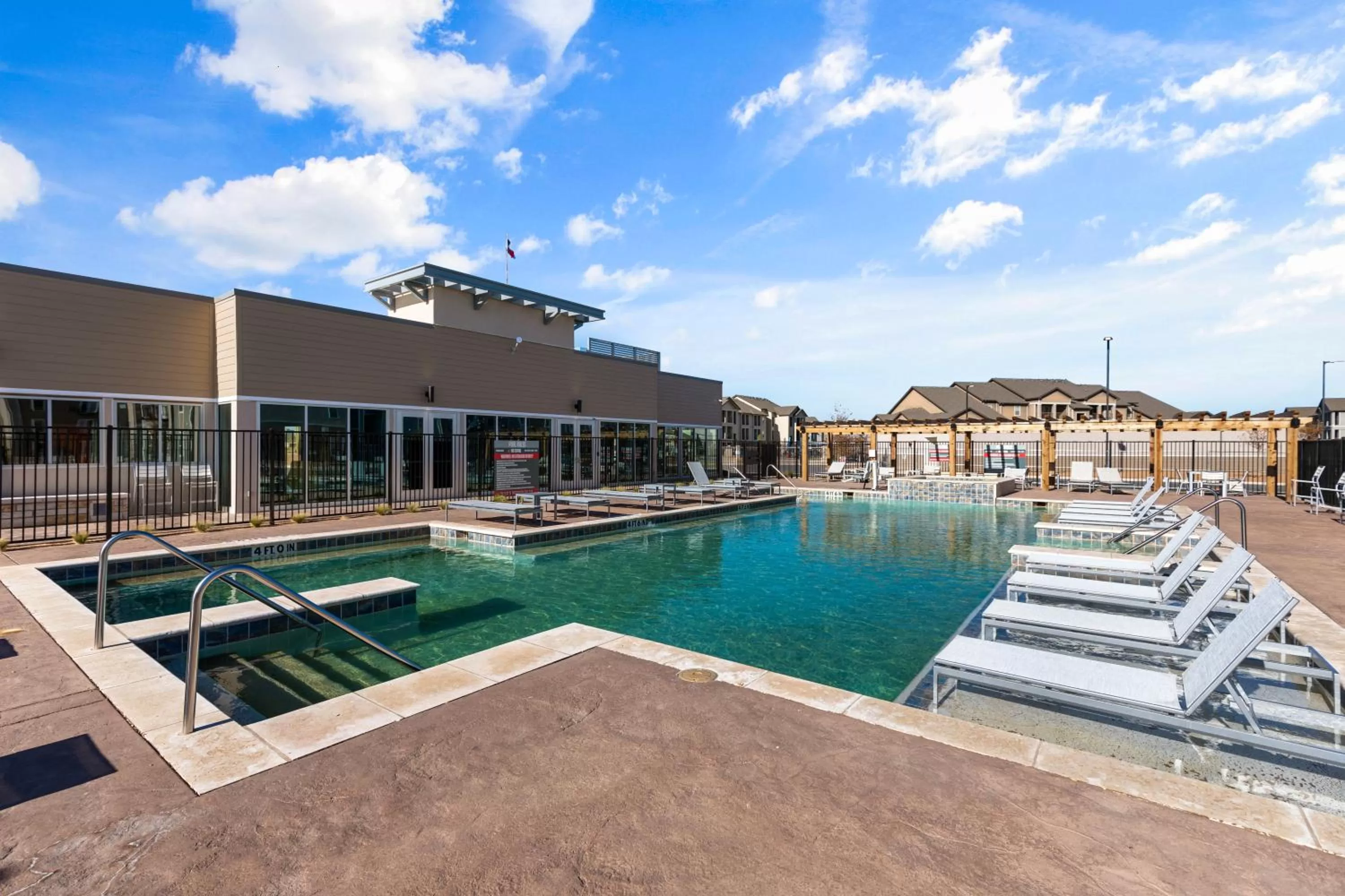 Swimming Pool in Flatz432 Apartments by Barsala