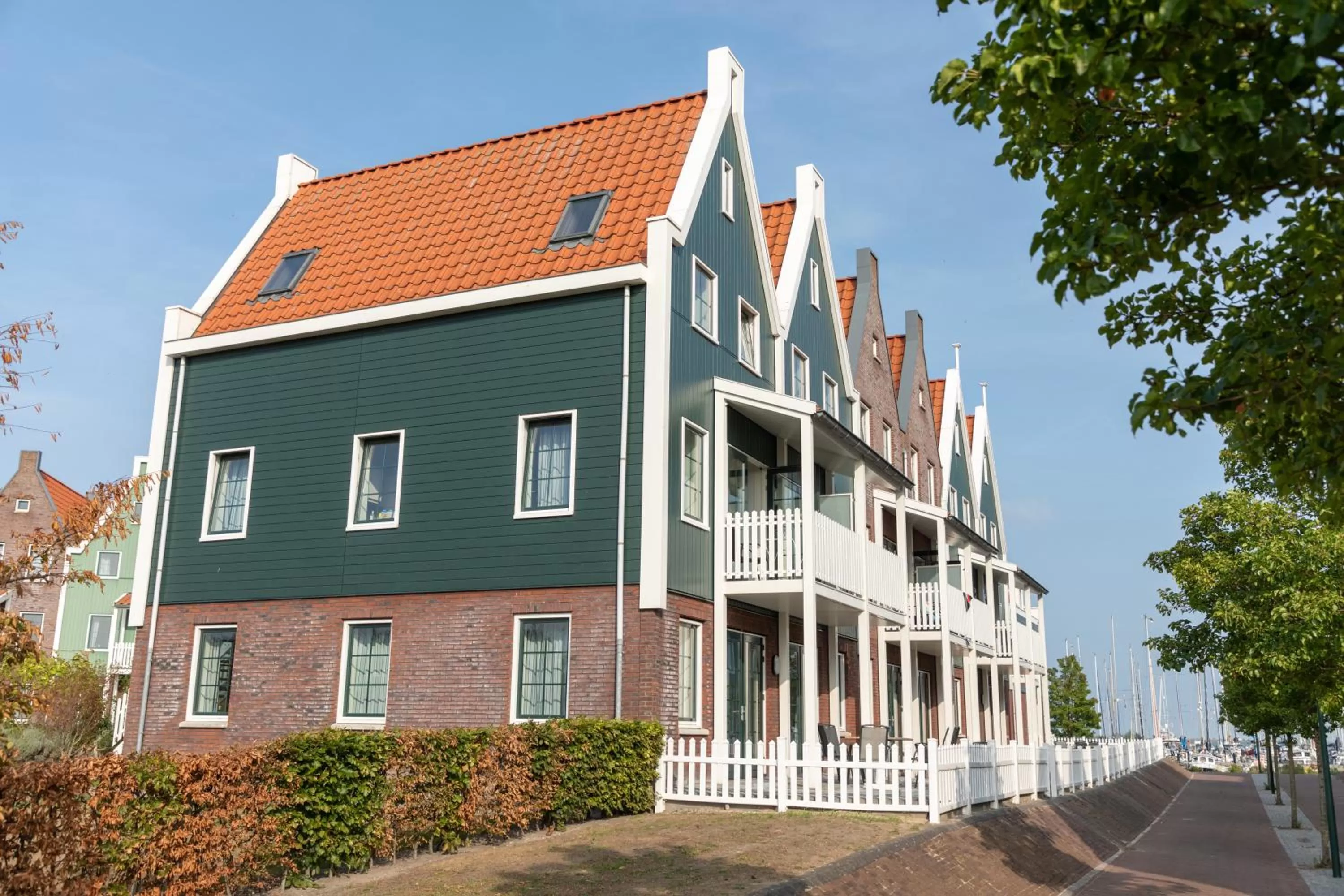 Street view in Marinapark Volendam