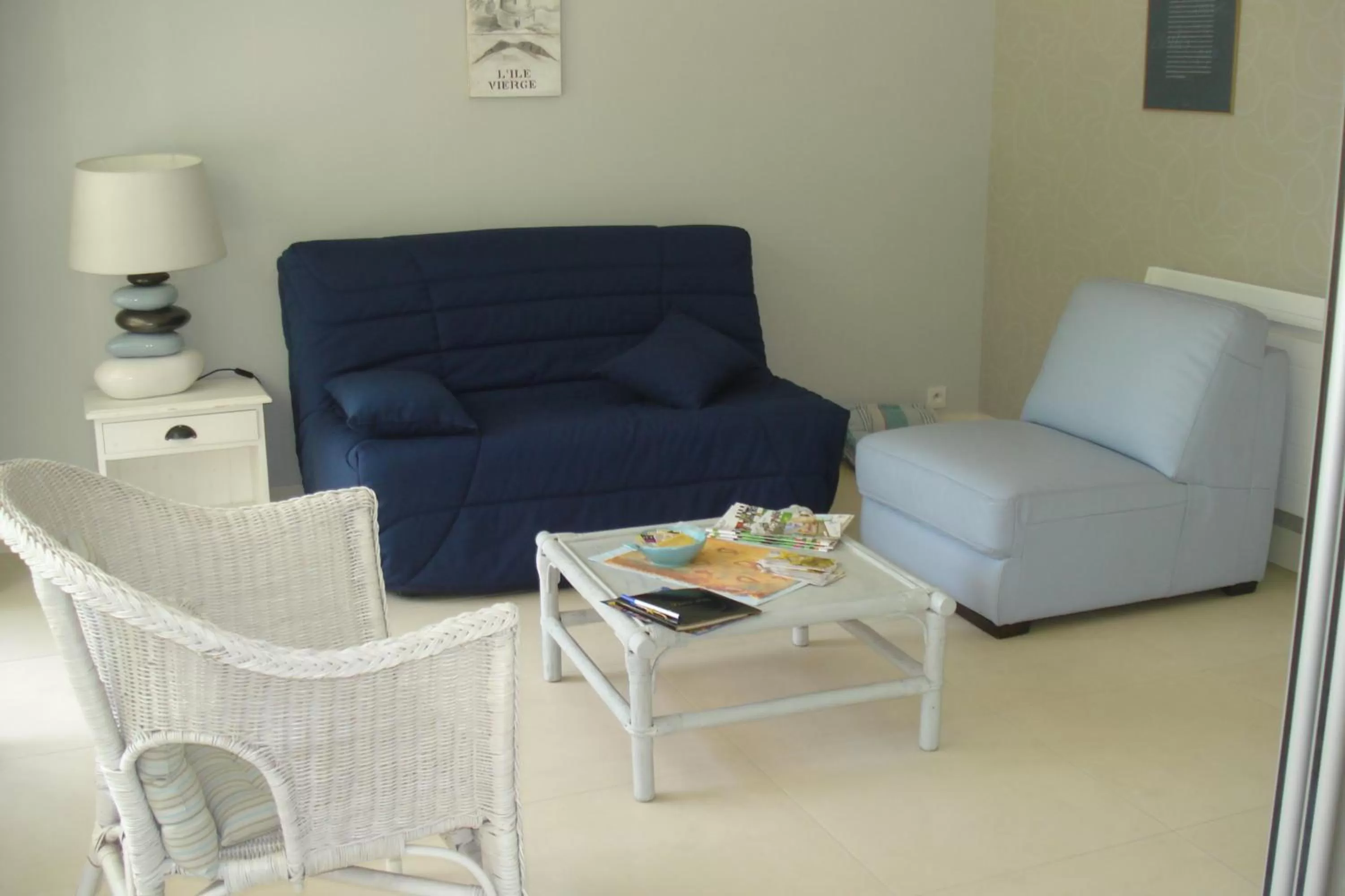 Living room, Seating Area in B&B La Forêt de Charmeuse