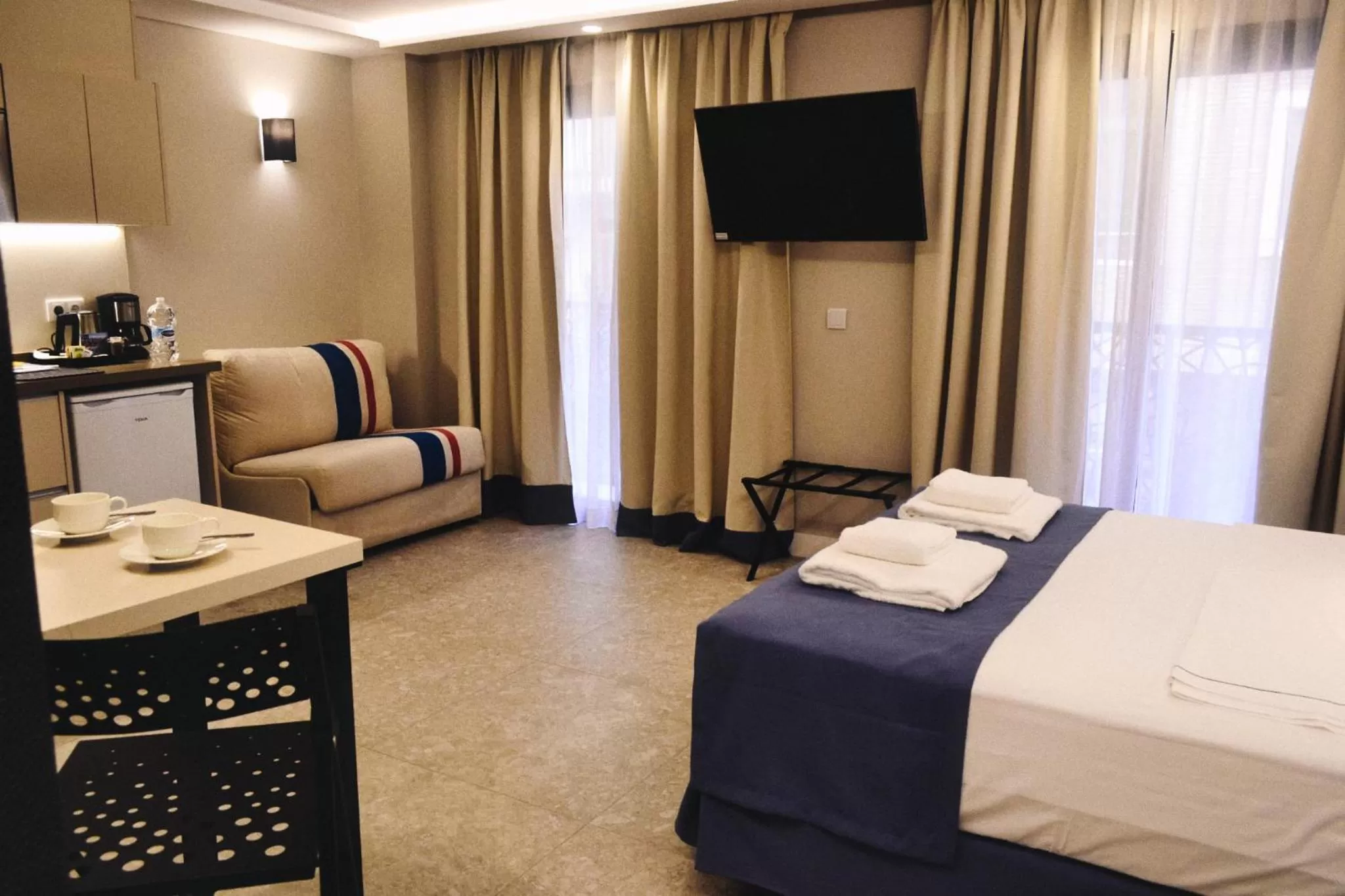 Photo of the whole room, Bed in GBH Hotel-Apartamentos Posidonia