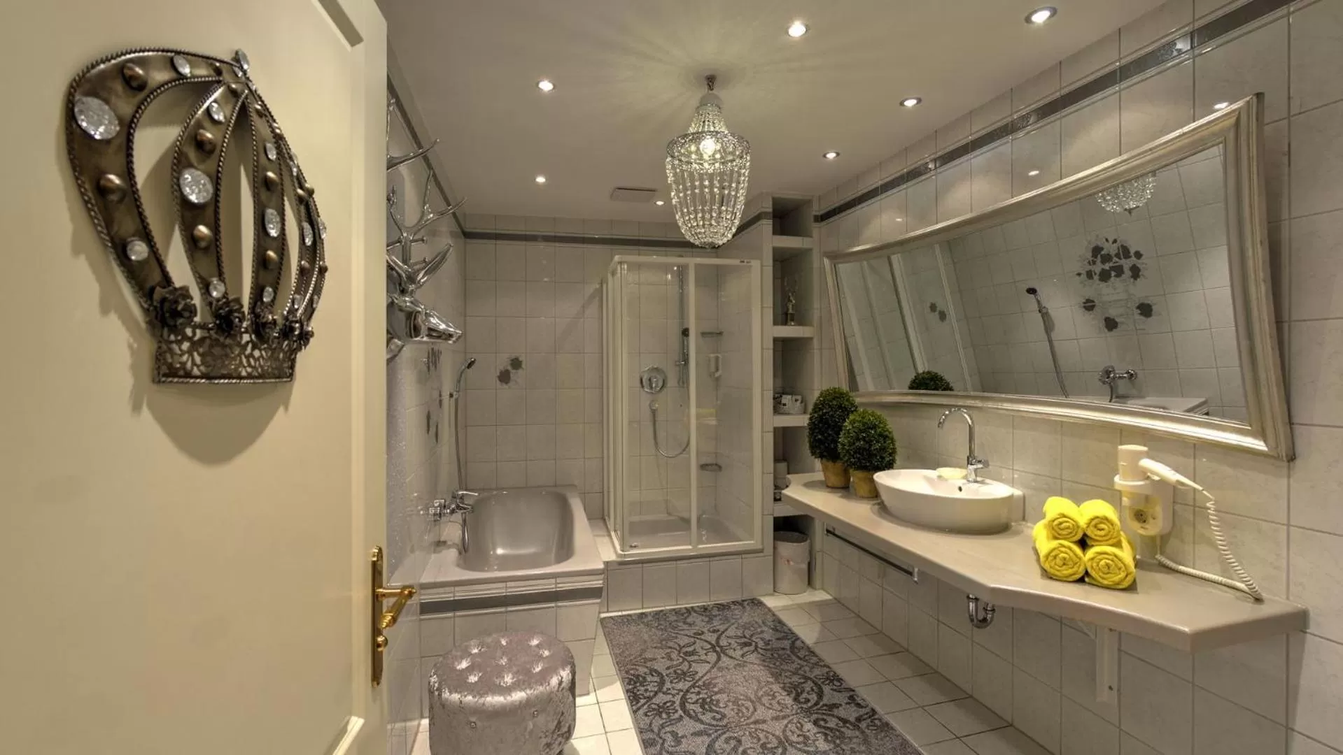 Shower in Boutique Hotel POST ANDECHS