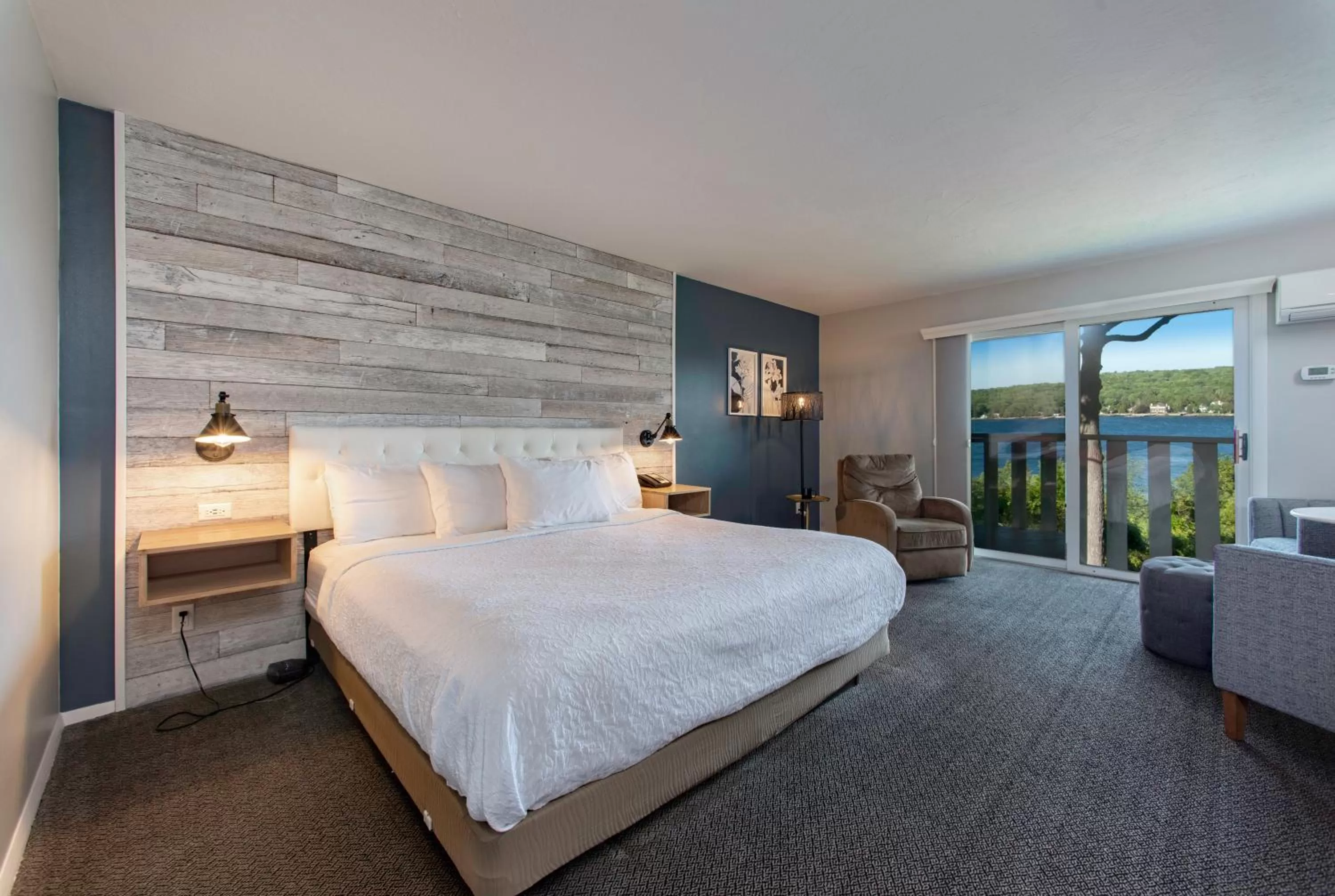 Guests, Bed in Country House Resort