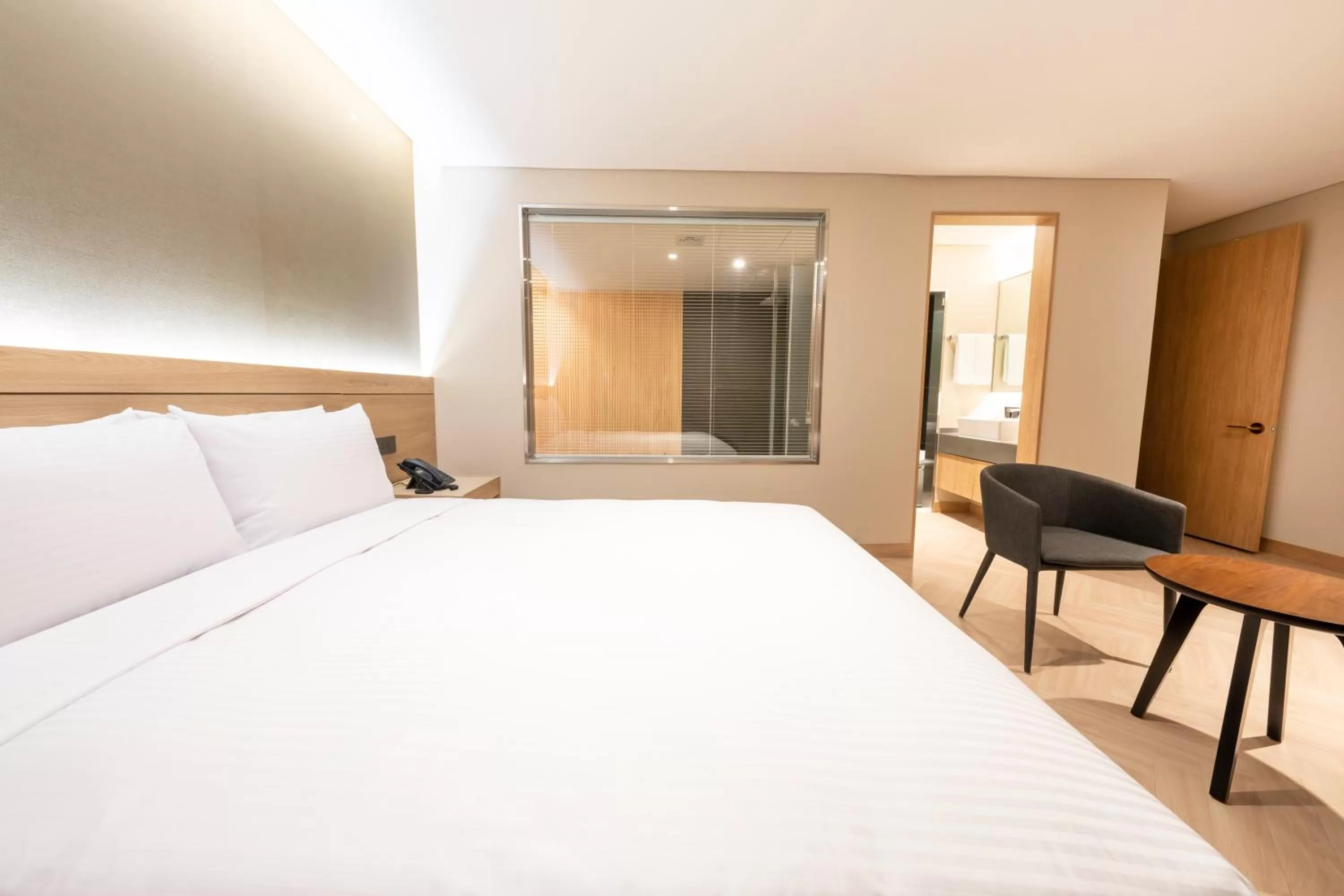 Photo of the whole room, Bed in Hotel Foret The Spa