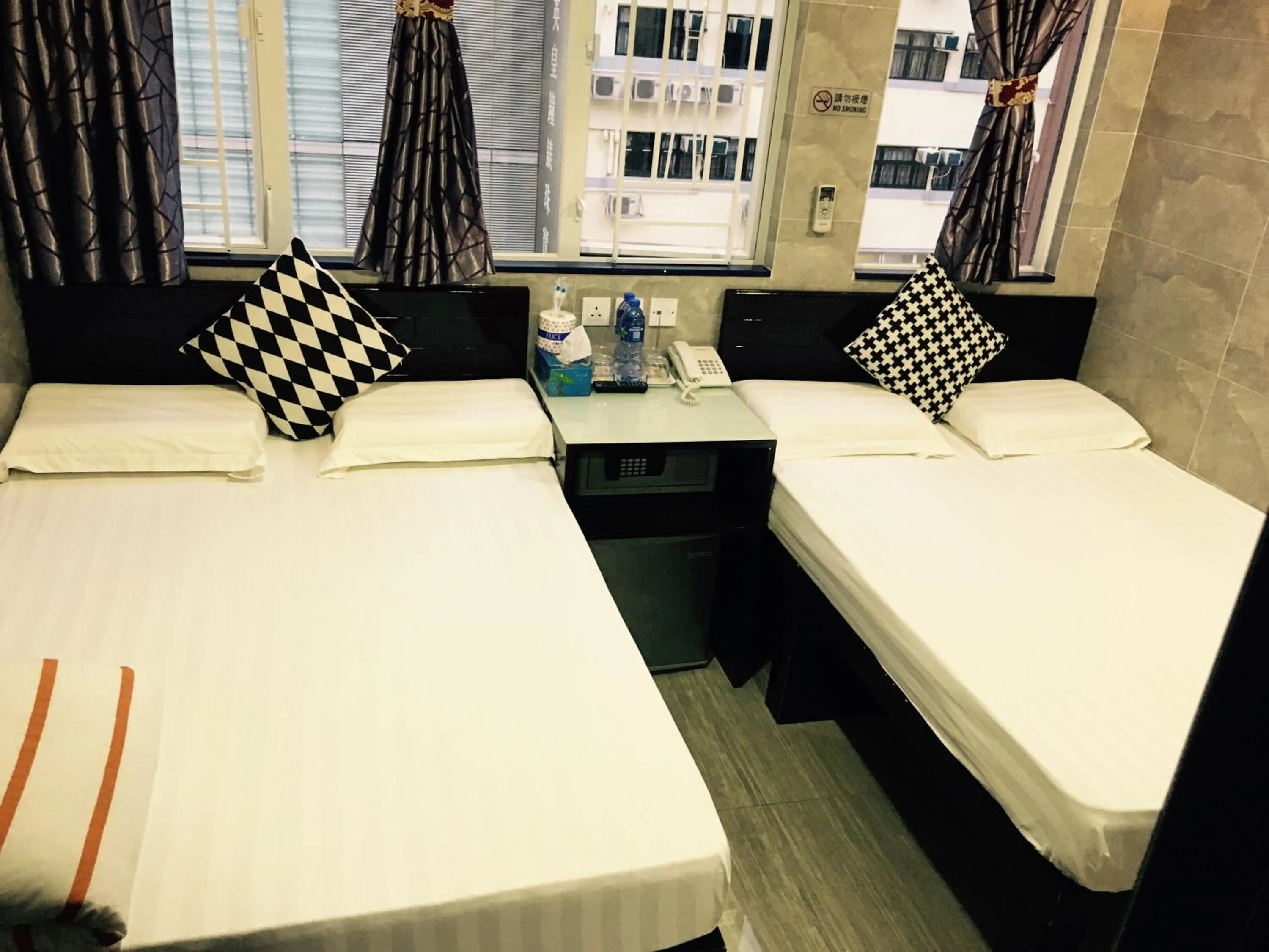 View (from property/room), Bed in Modern