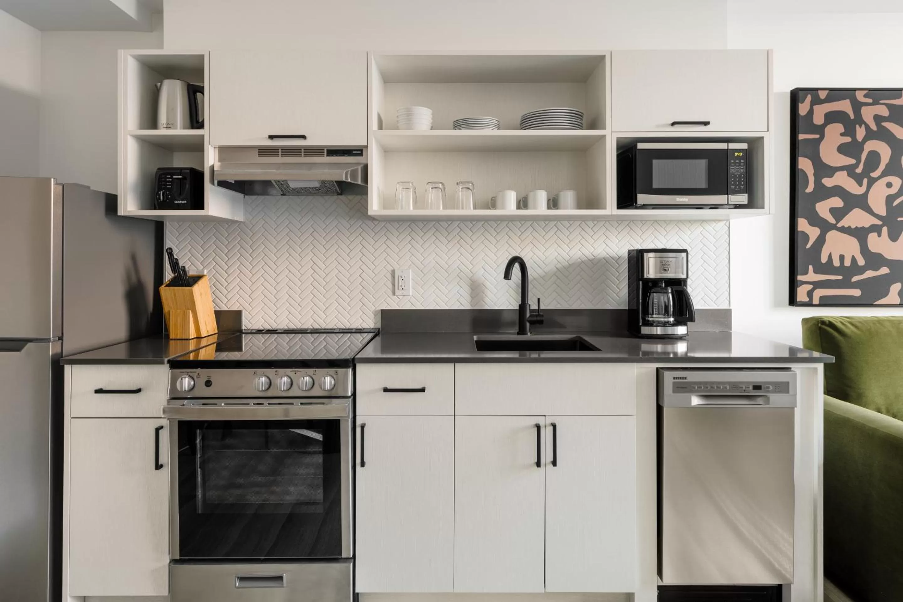 Standard Apartment in Rideau