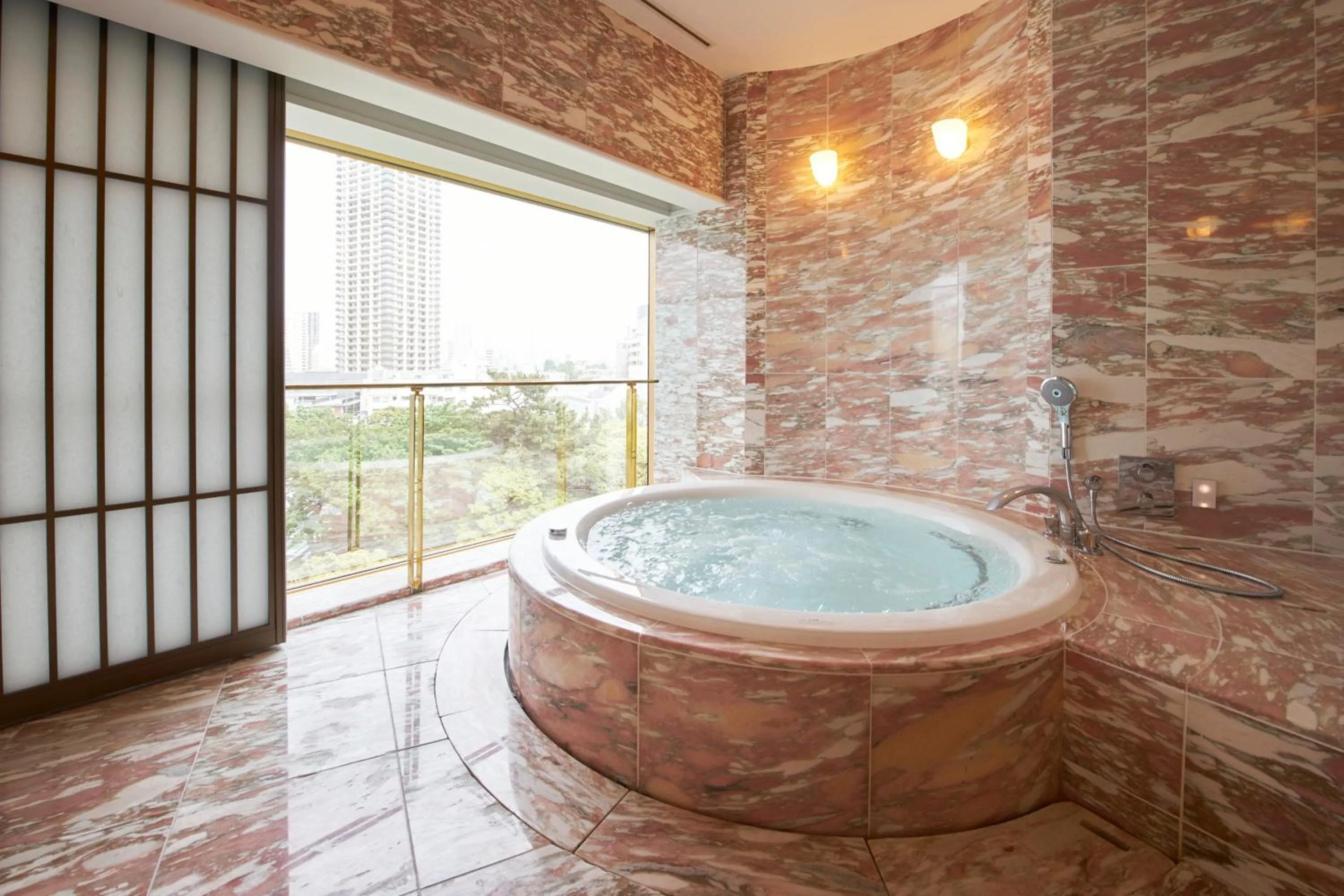 Bathroom in Hotel Gajoen Tokyo