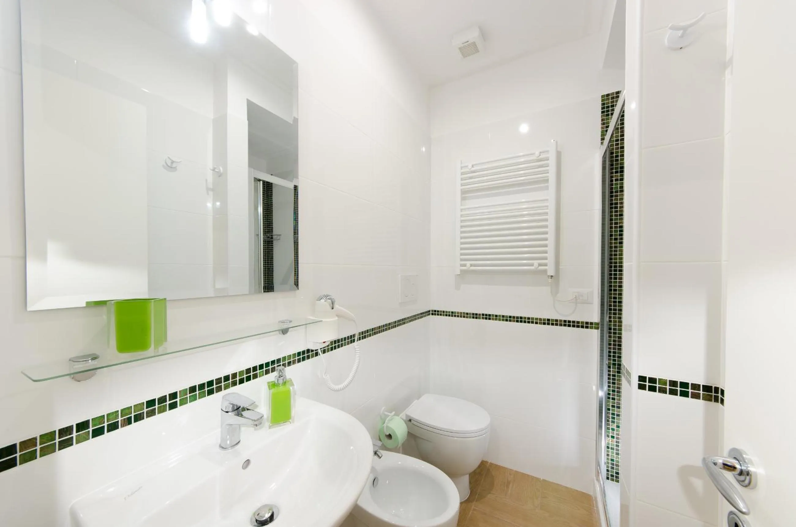 Bathroom in Gemme Di Roma Accomodation