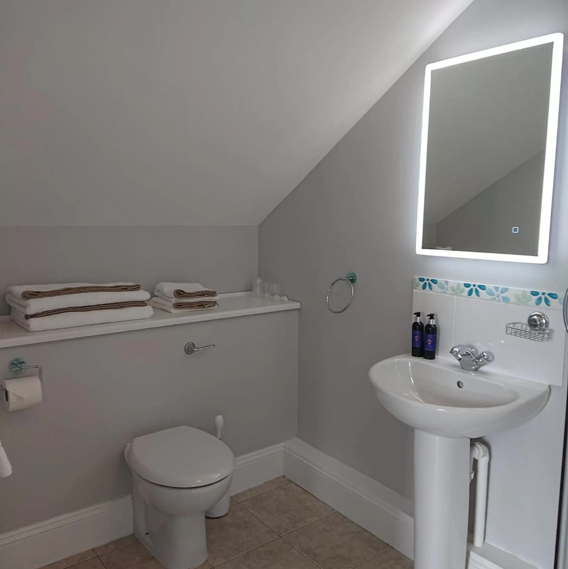 Bathroom in Barnabas House