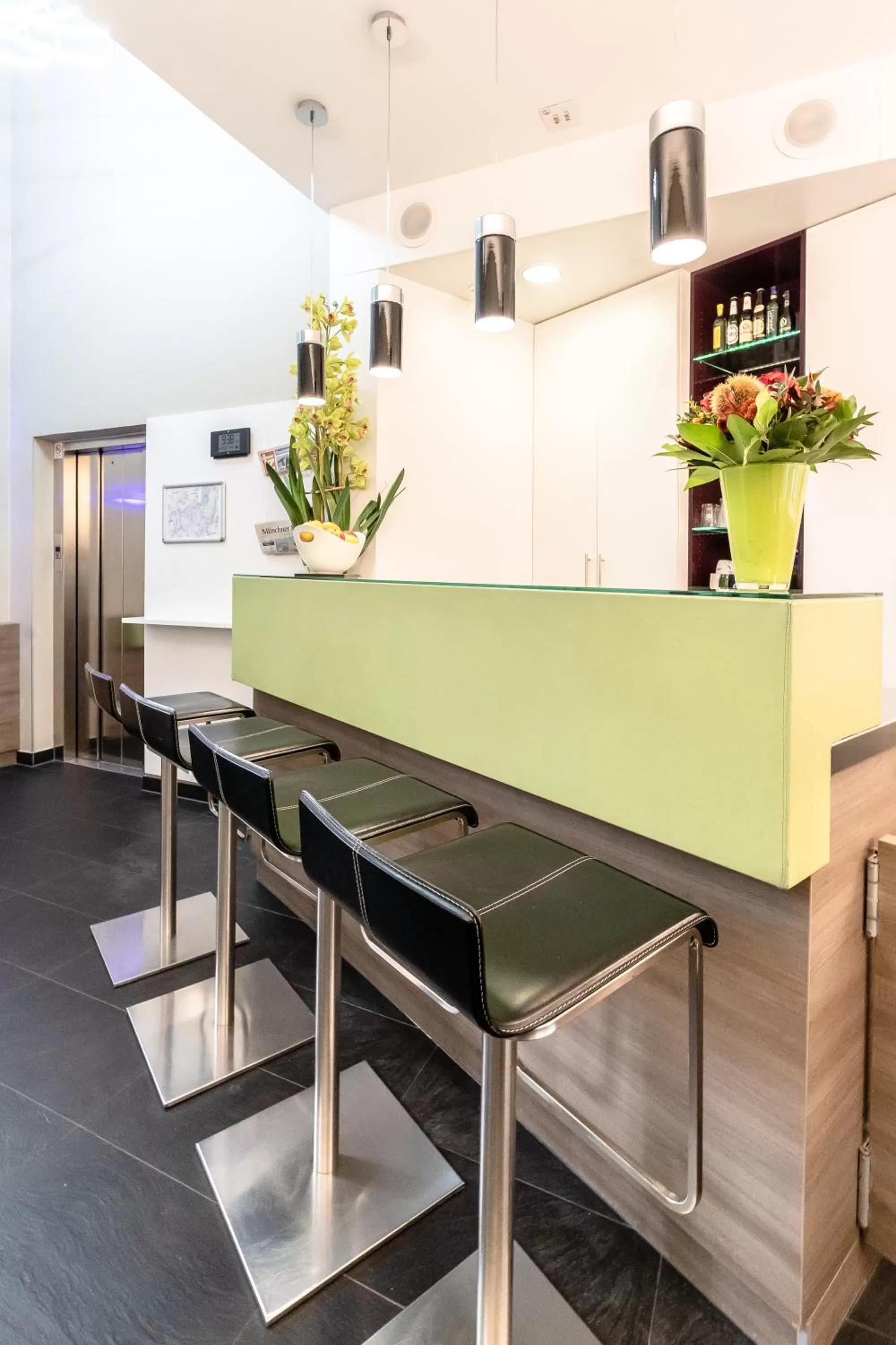 Lounge or bar in Hotel Demas City